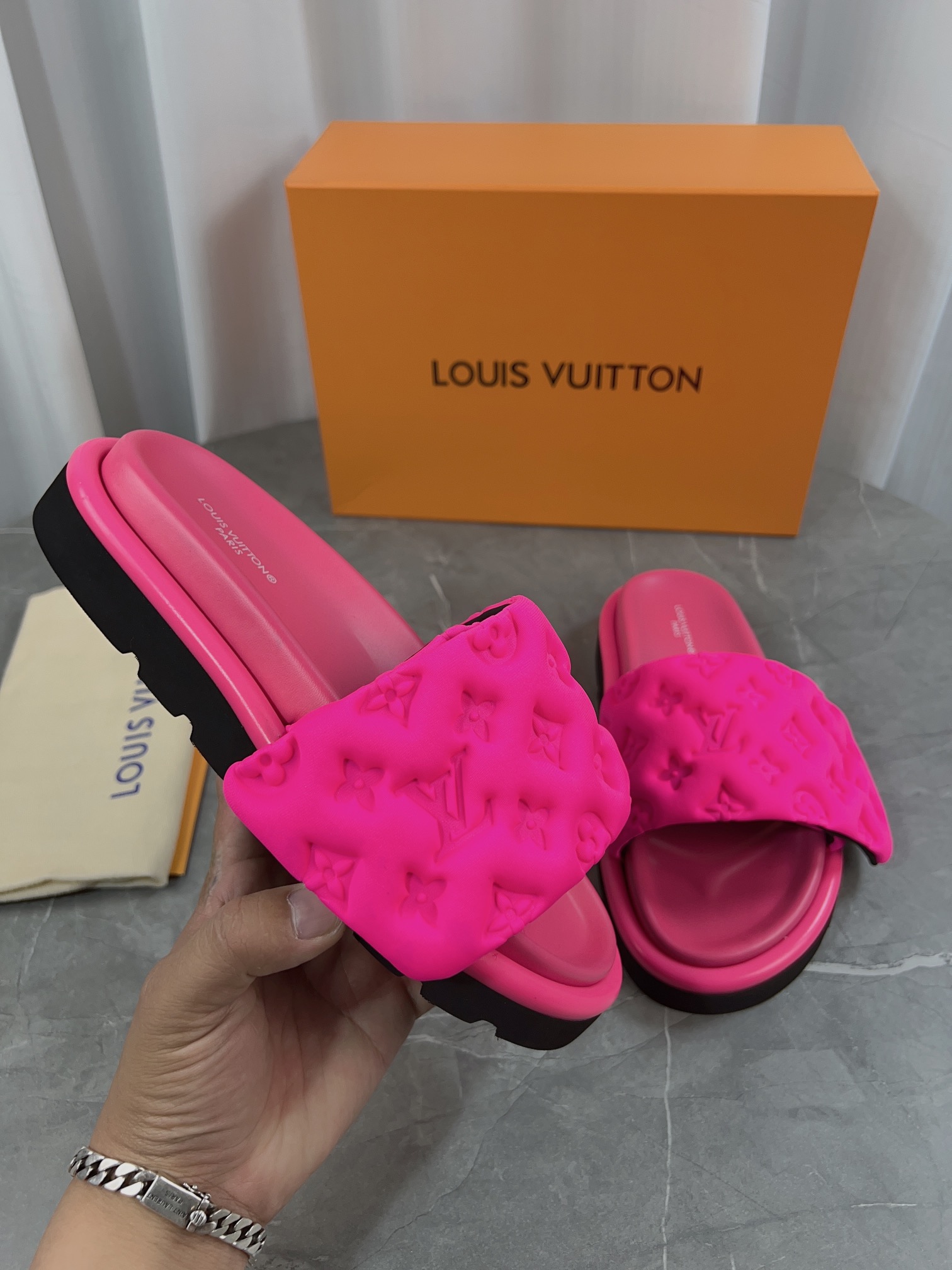 Louis Vuitton Sandals M-l-s