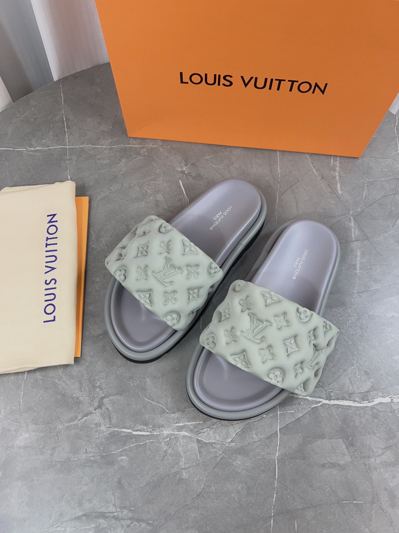 Louis Vuitton Sandals M-l-s