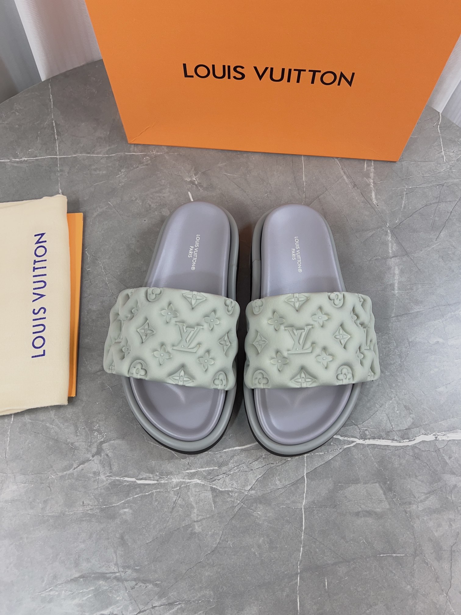 Louis Vuitton Sandals M-l-s