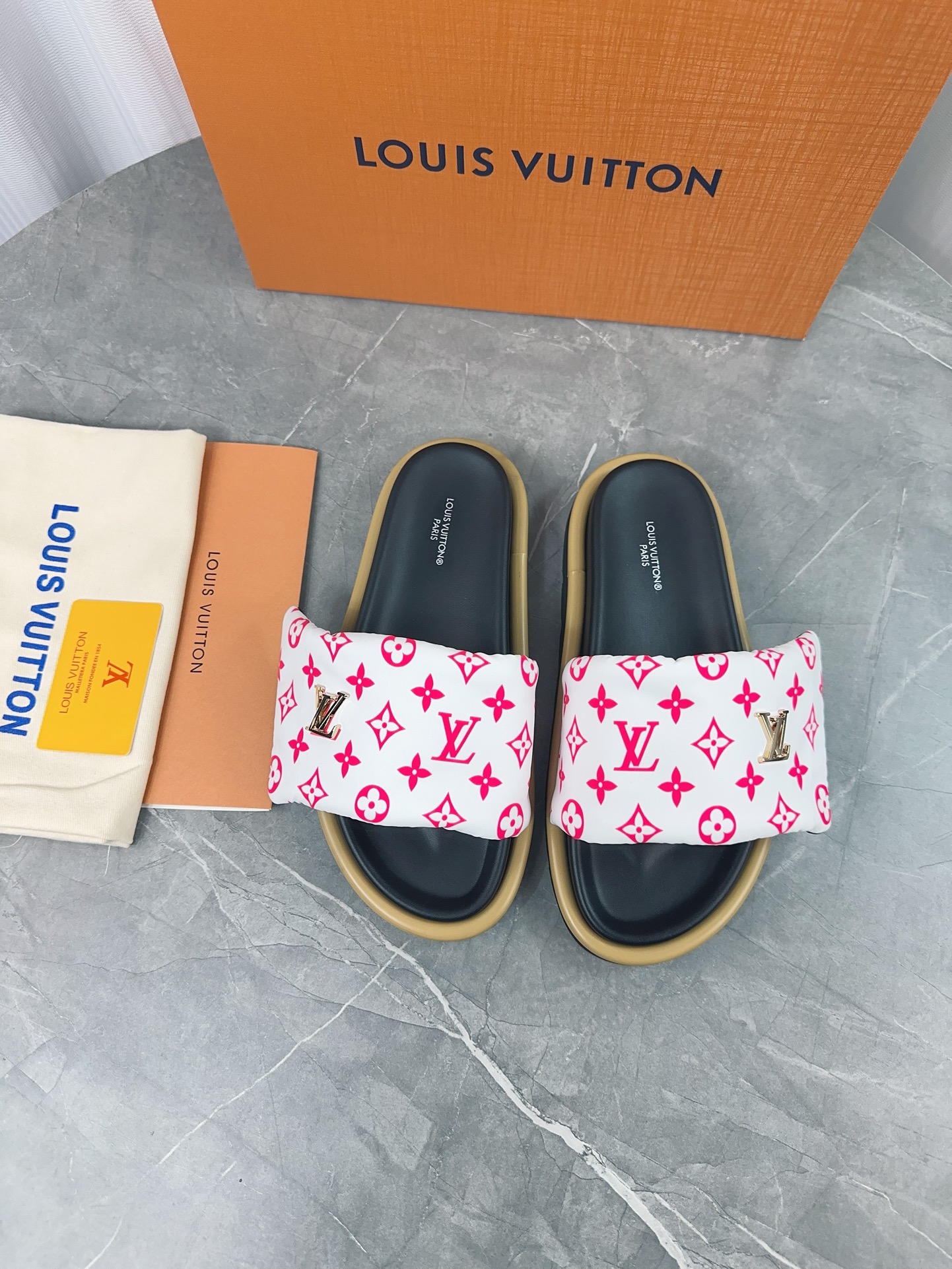 Louis Vuitton Sandals M-l-s