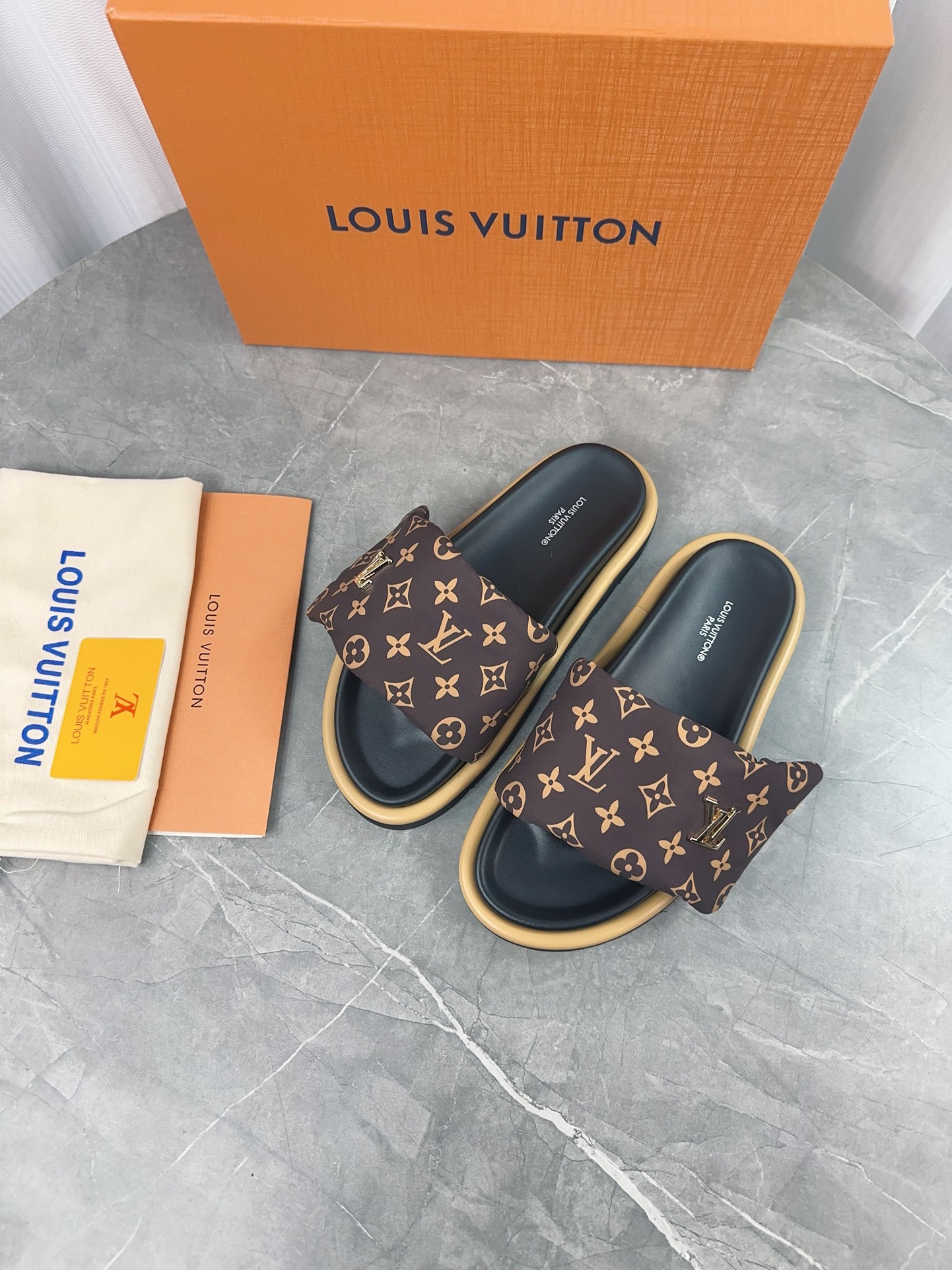 Louis Vuitton Sandals M-l-s