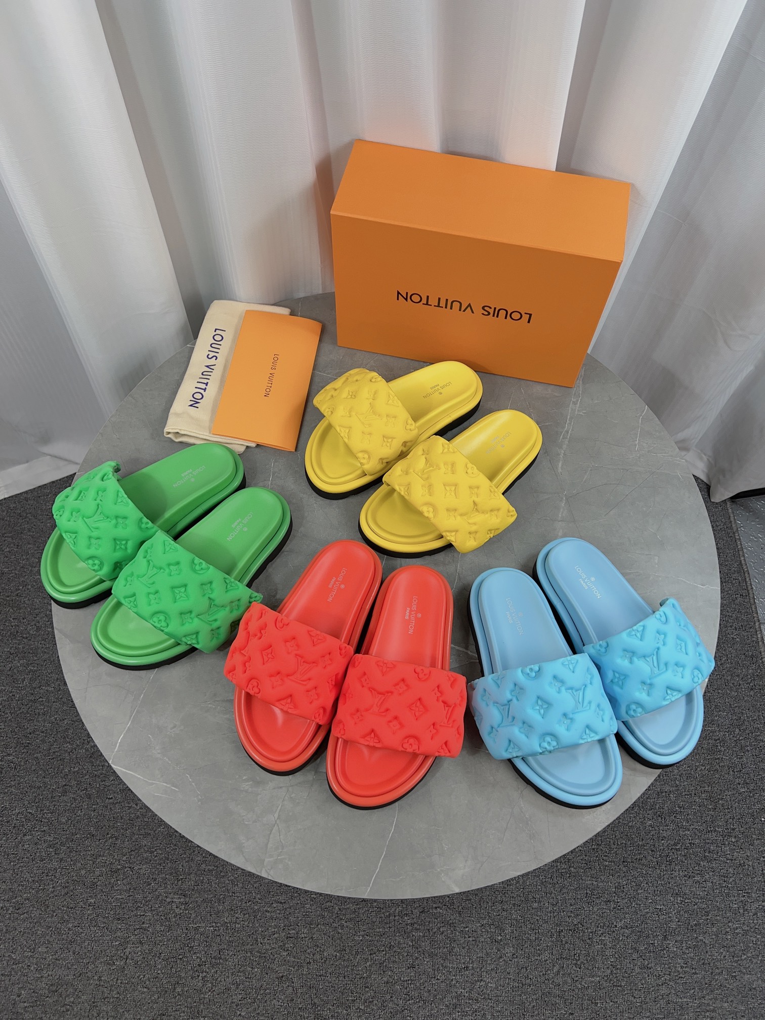 Louis Vuitton Sandals M-l-s