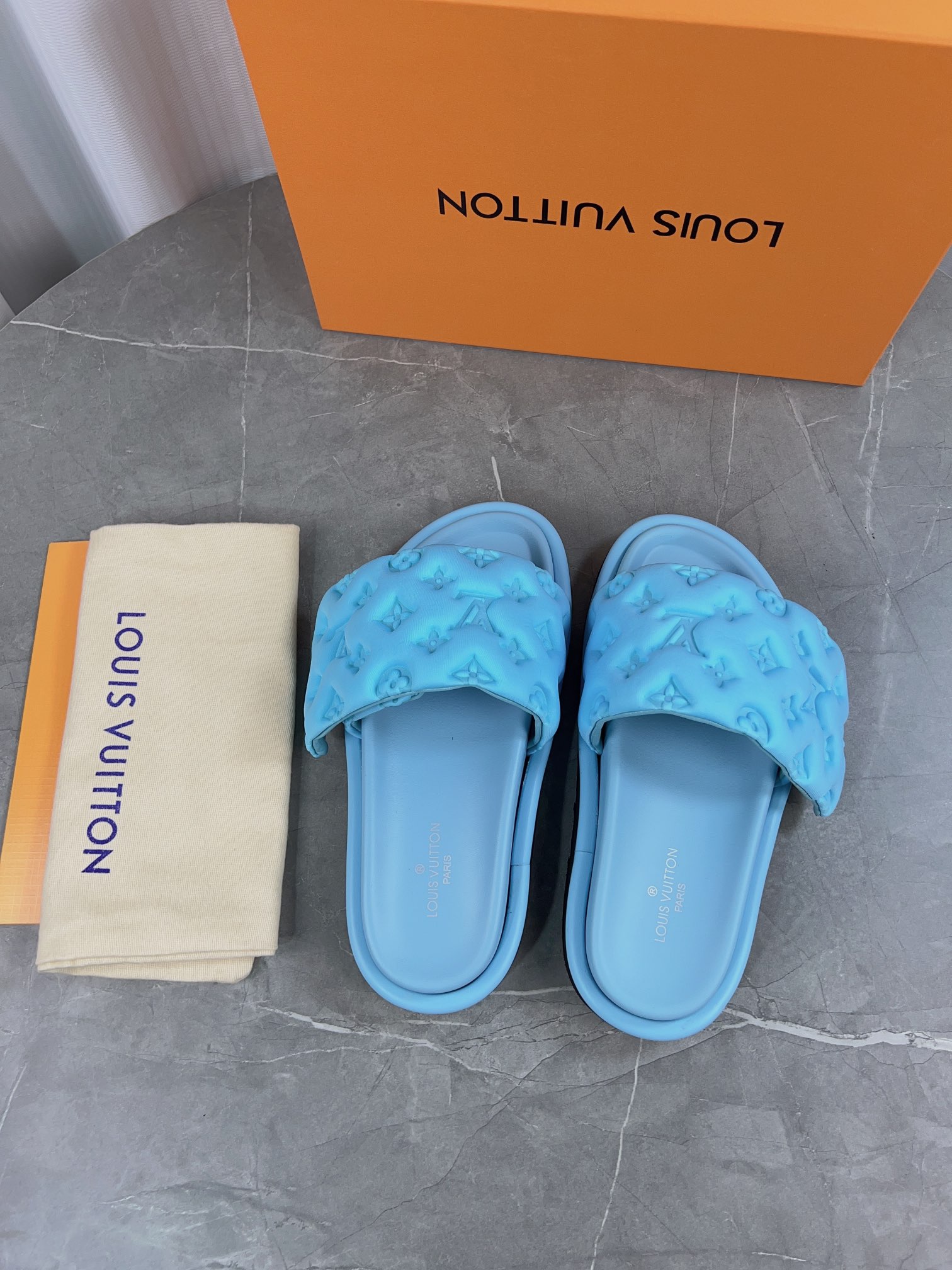 Louis Vuitton Sandals M-l-s