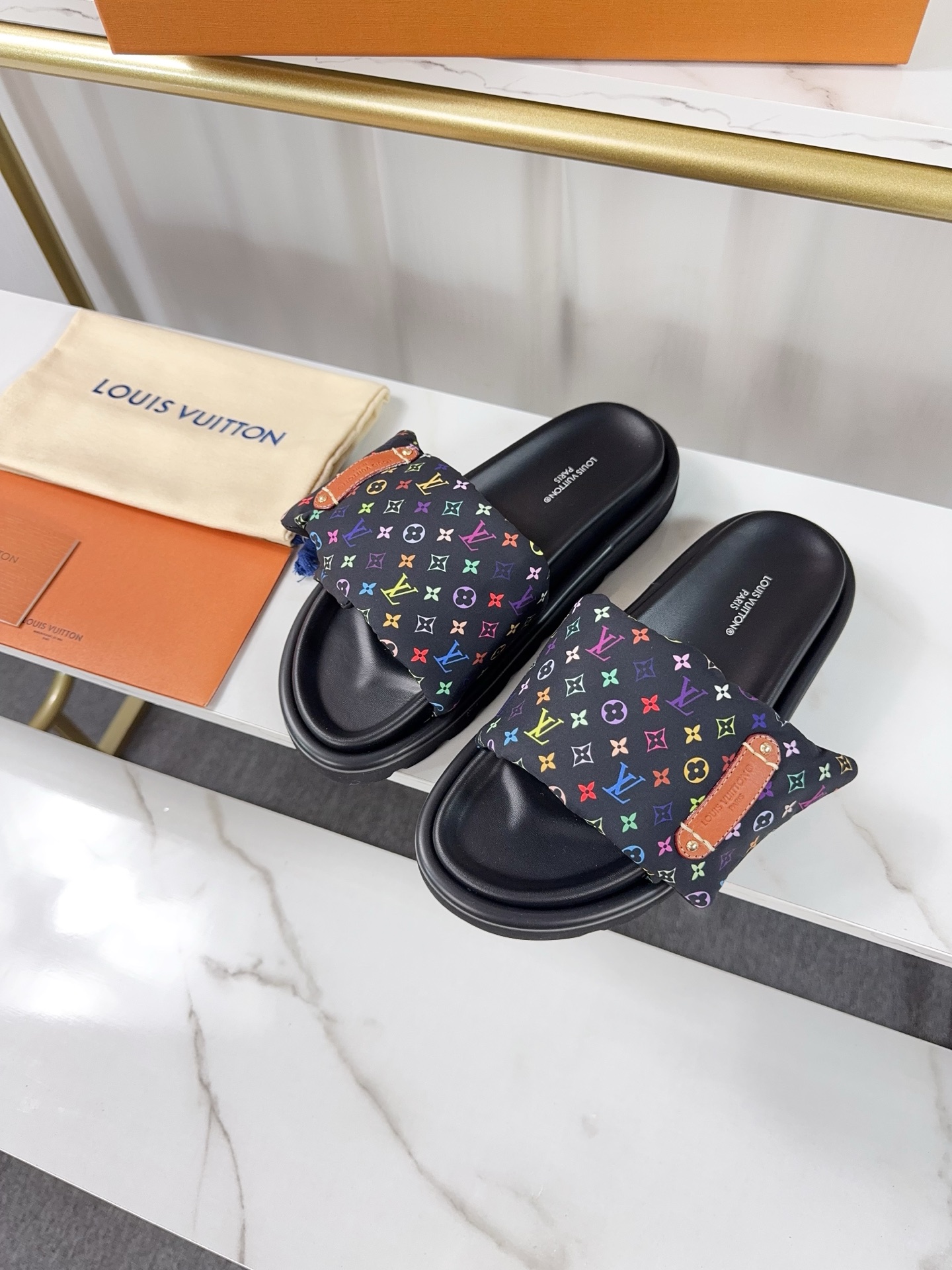 Louis Vuitton Sandals M-l-s
