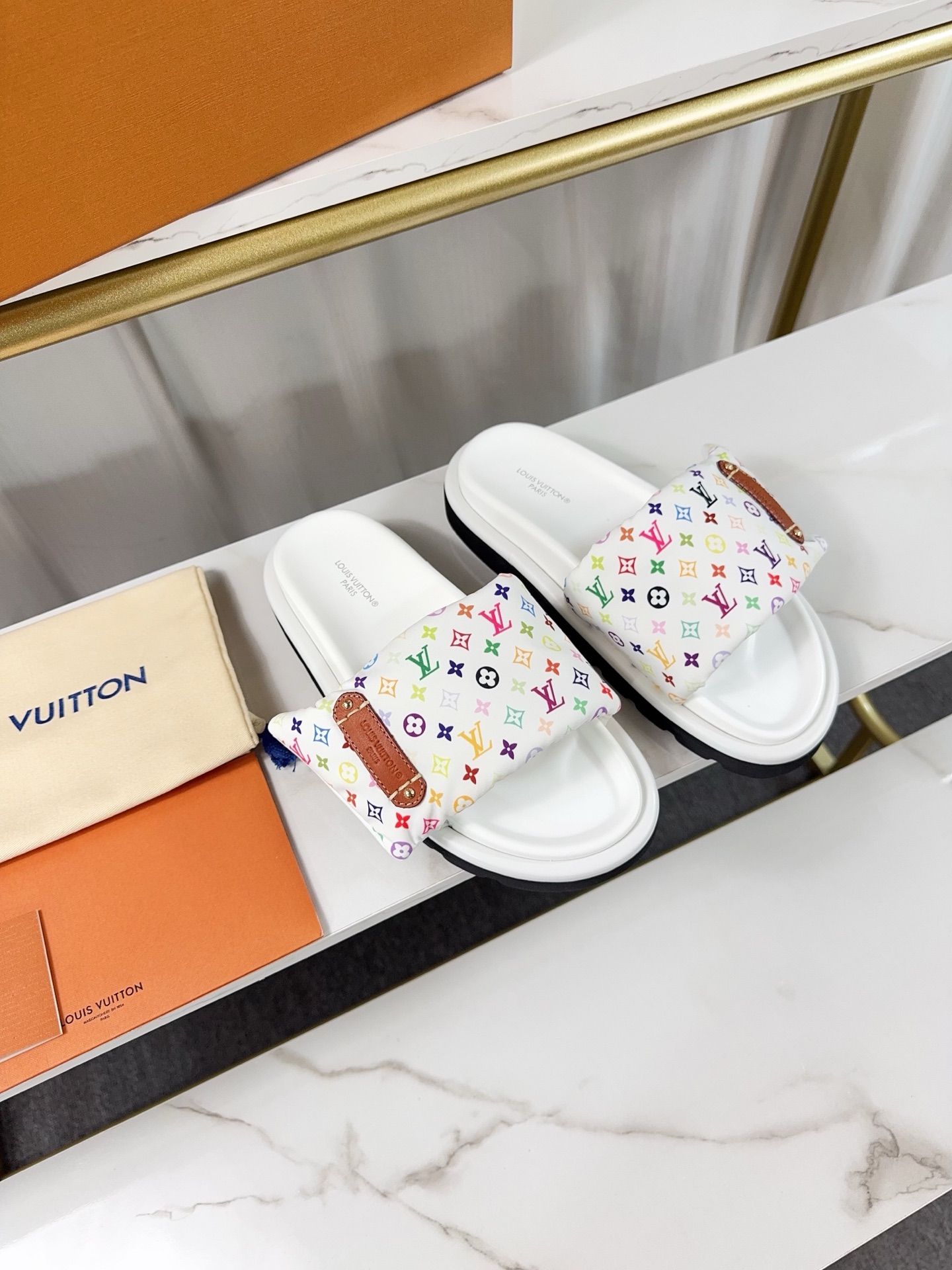 Louis Vuitton Sandals M-l-s