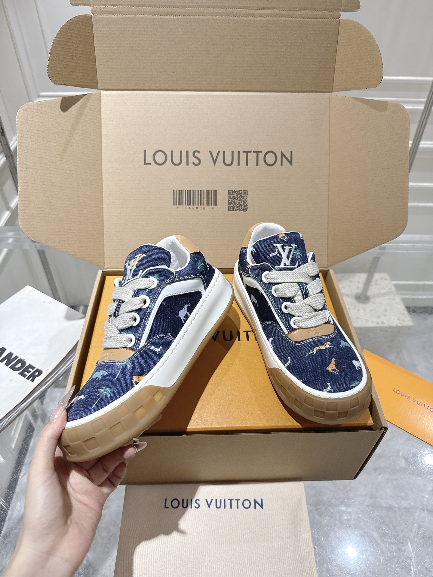 Louis Vuitton Male Basic Shoes L-s