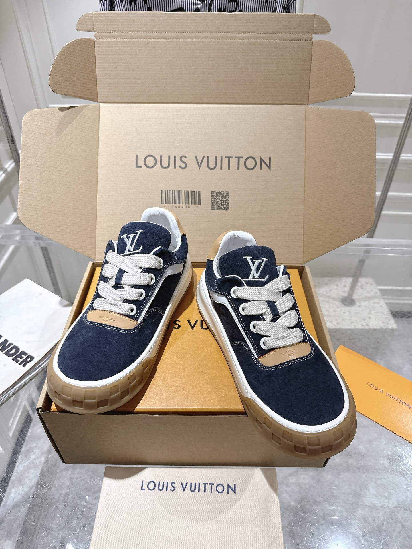 Louis Vuitton Male Basic Shoes L-s