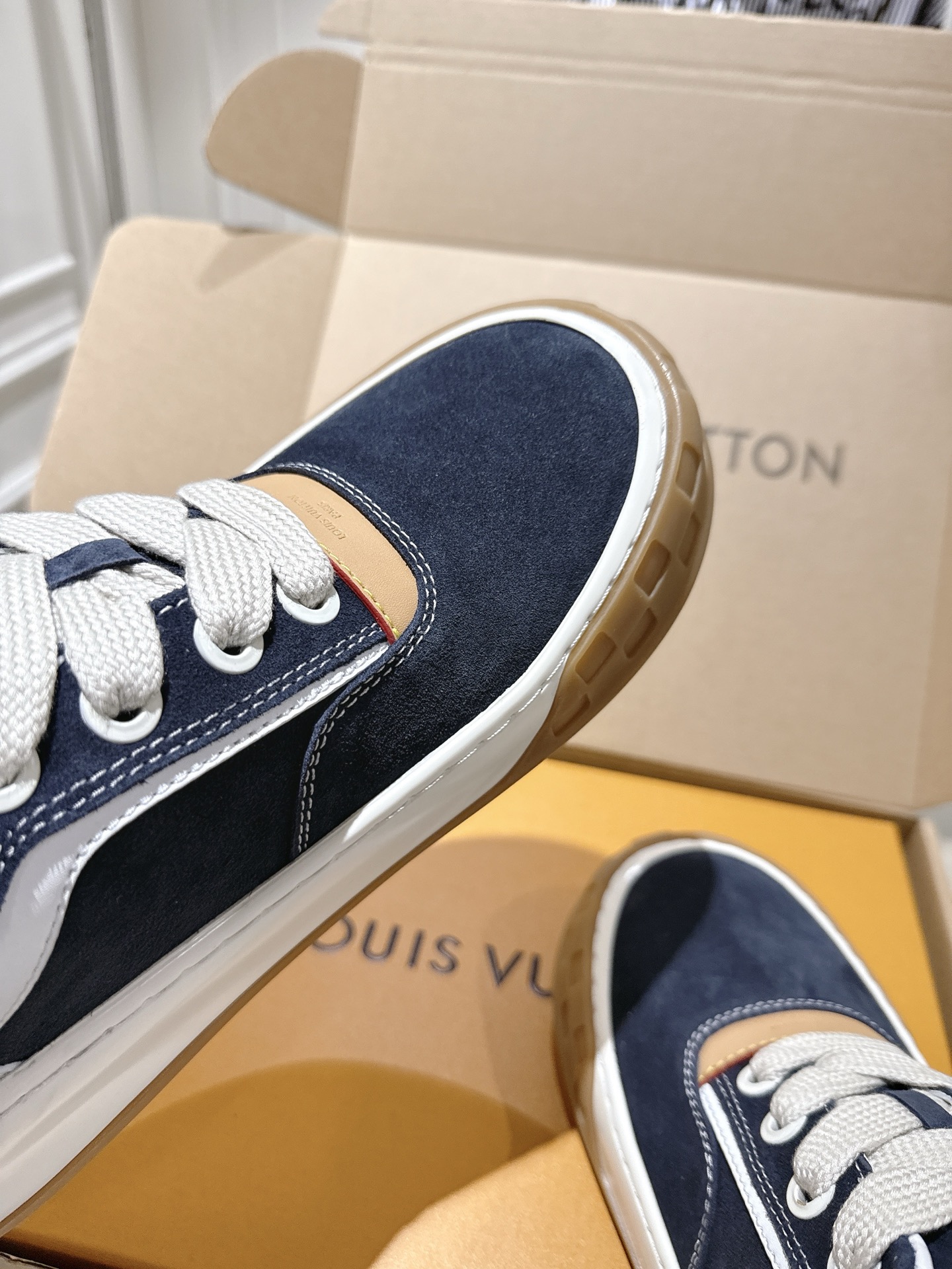 Louis Vuitton Male Basic Shoes L-s