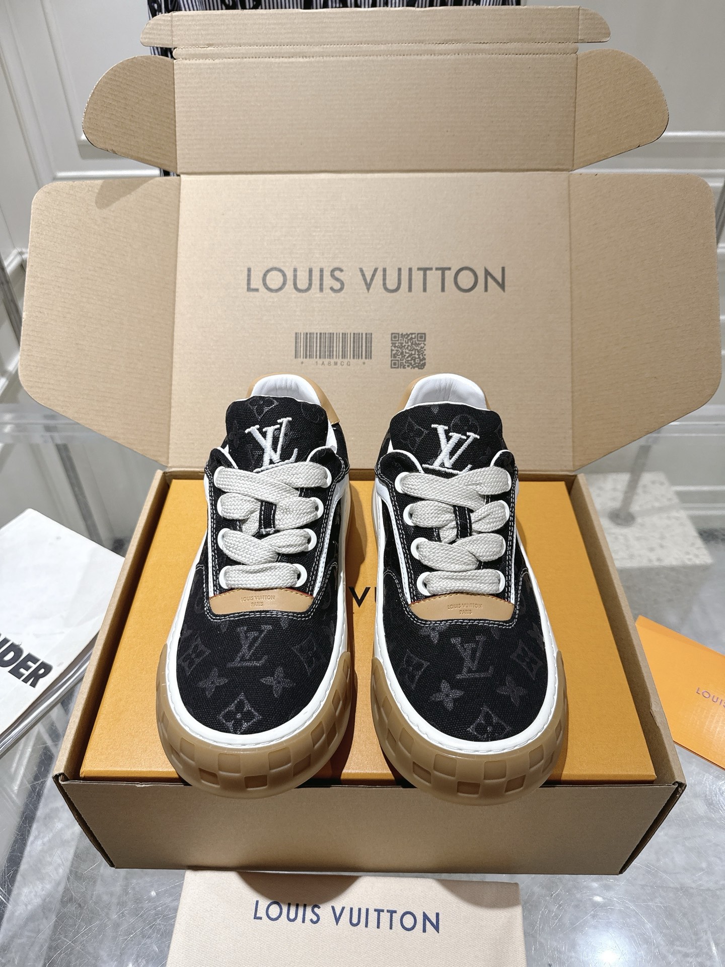 Louis Vuitton Male Basic Shoes L-s