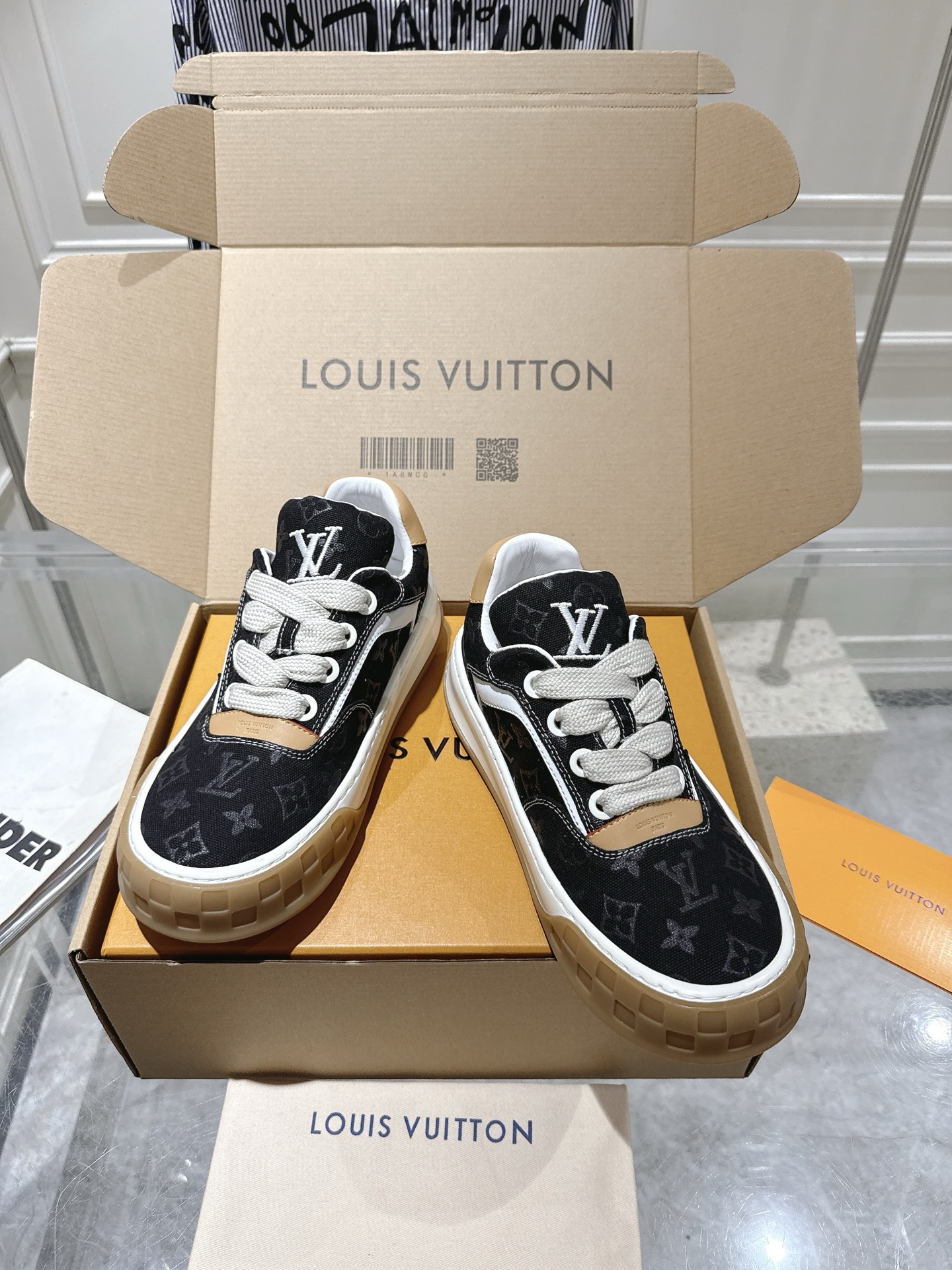 Louis Vuitton Male Basic Shoes L-s