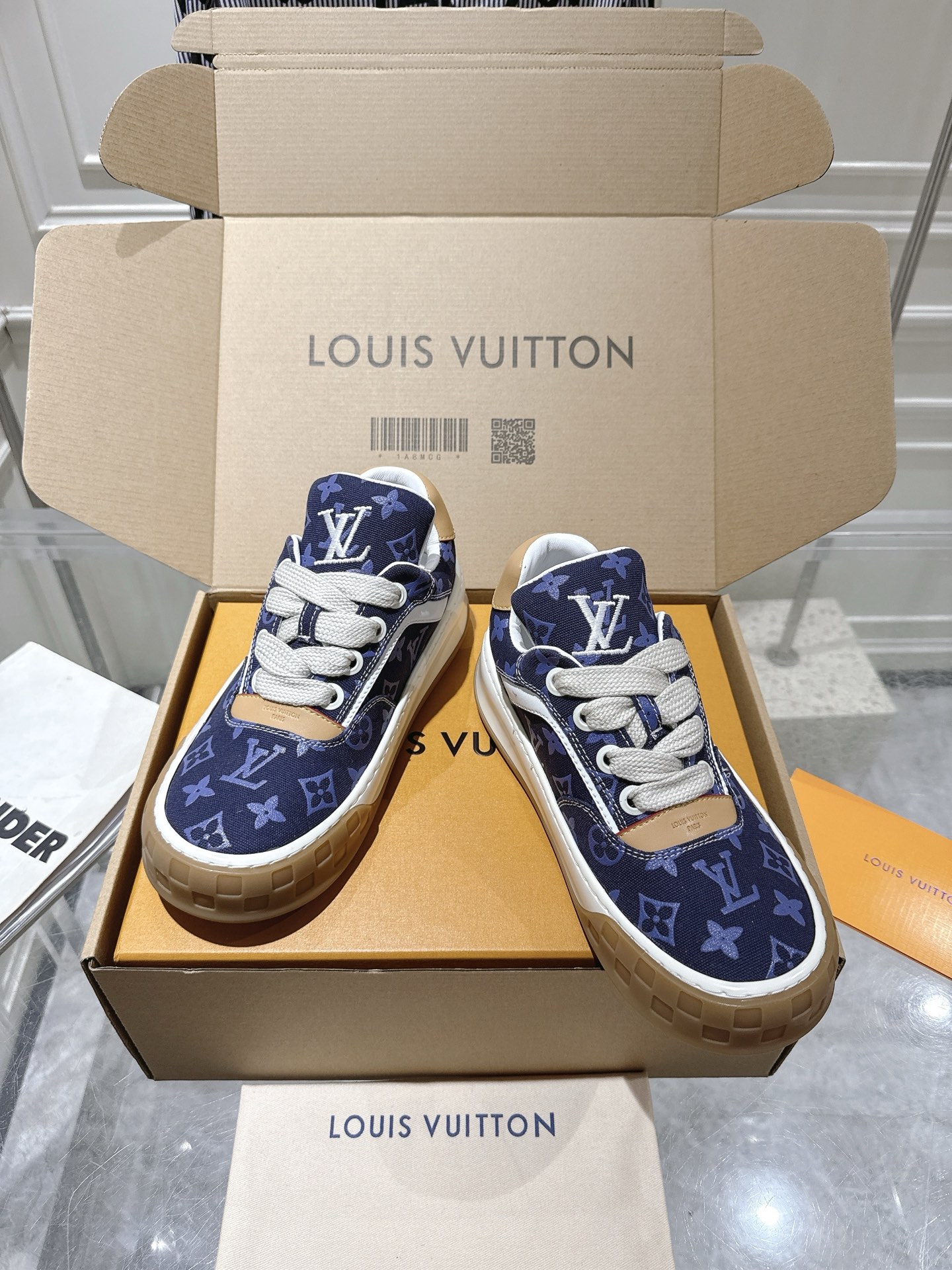Louis Vuitton Male Basic Shoes L-s