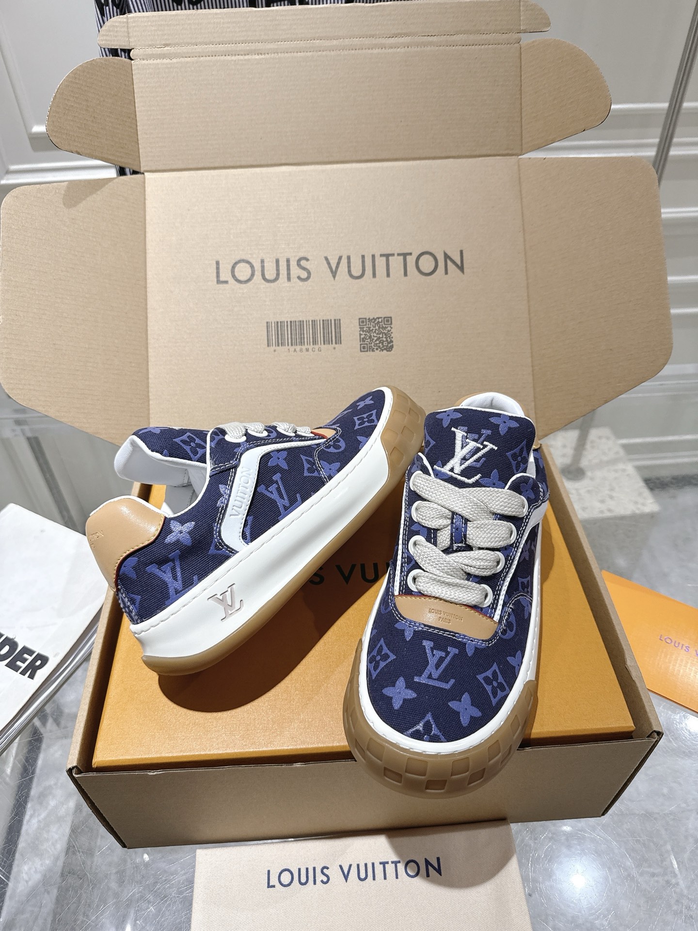 Louis Vuitton Male Basic Shoes L-s