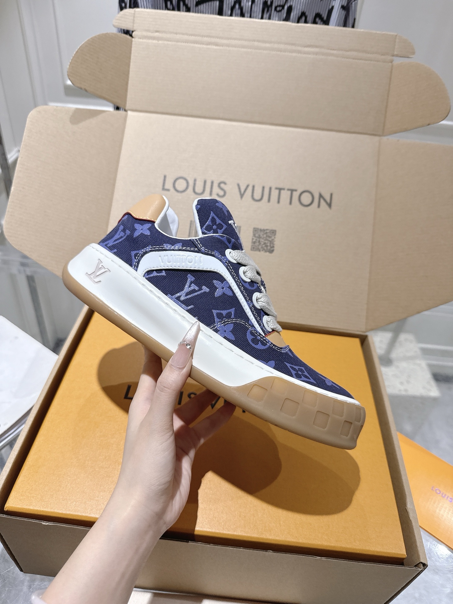 Louis Vuitton Male Basic Shoes L-s