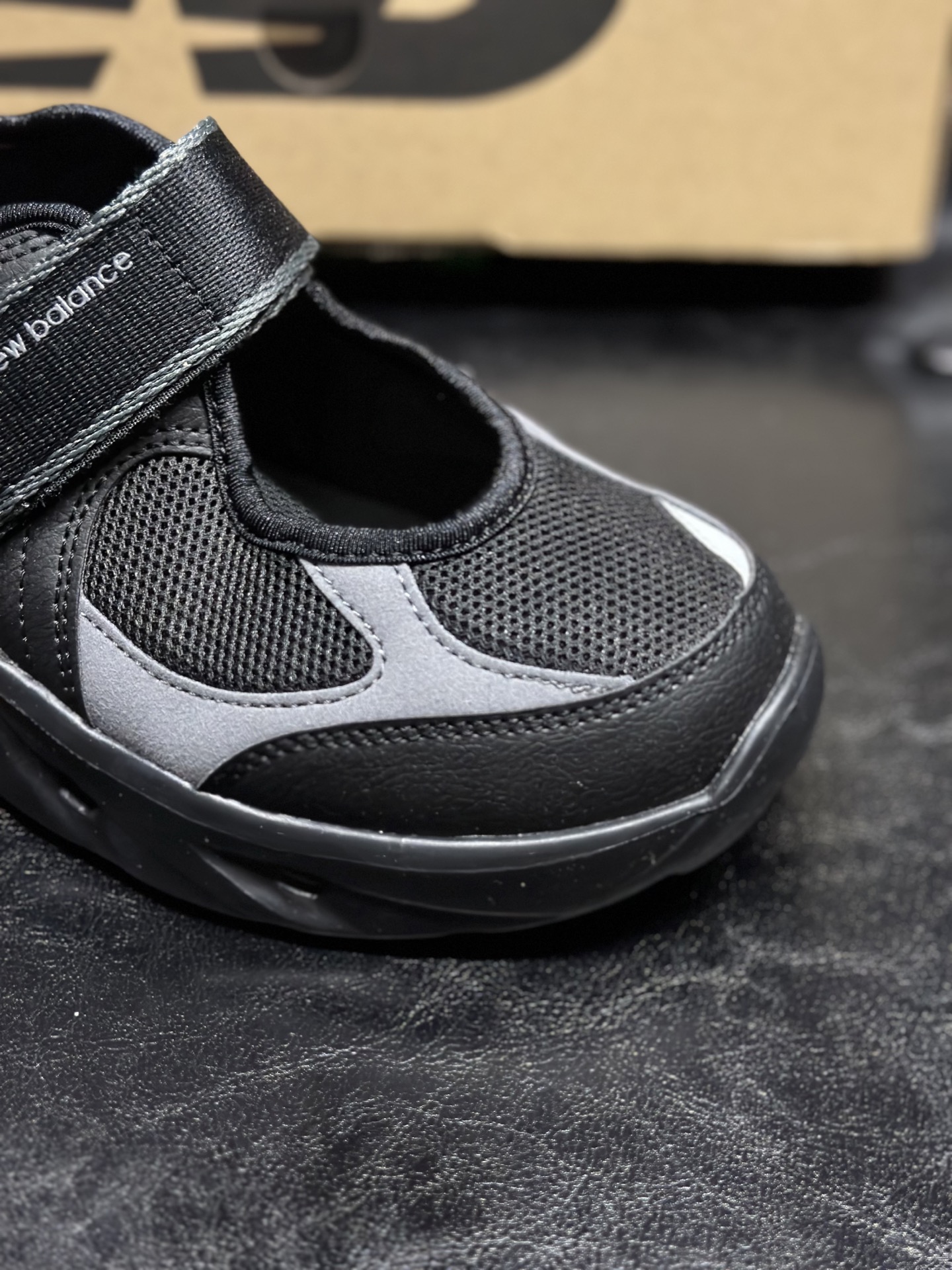 New Balance Sandals Breathable M-l