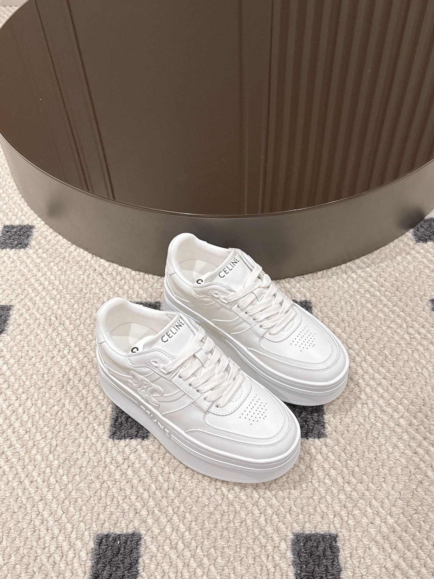 Celine Female Board Shoes L