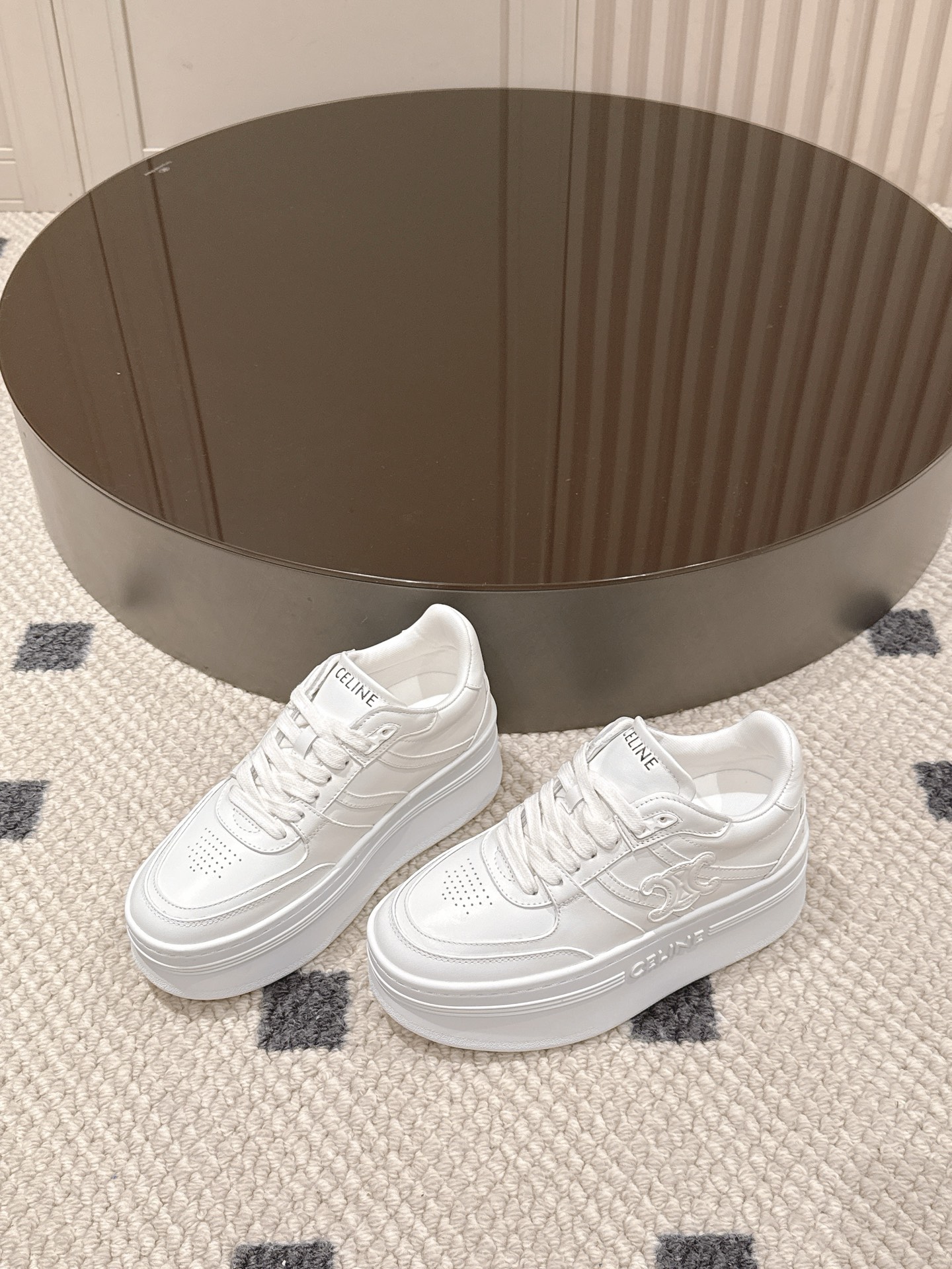Celine Female Board Shoes L