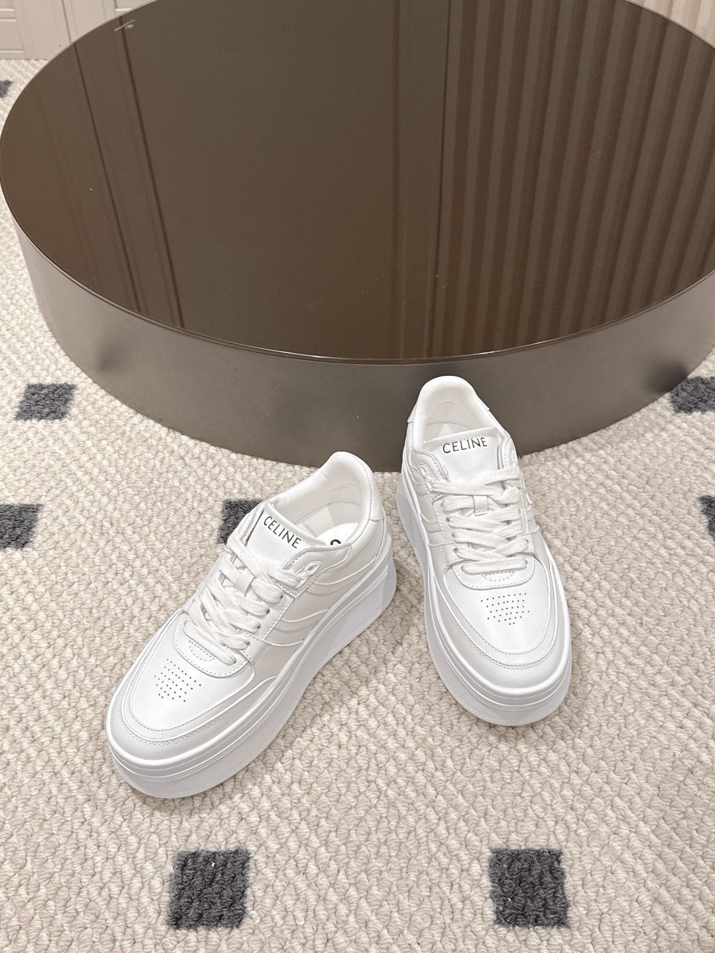 Celine Female Board Shoes L