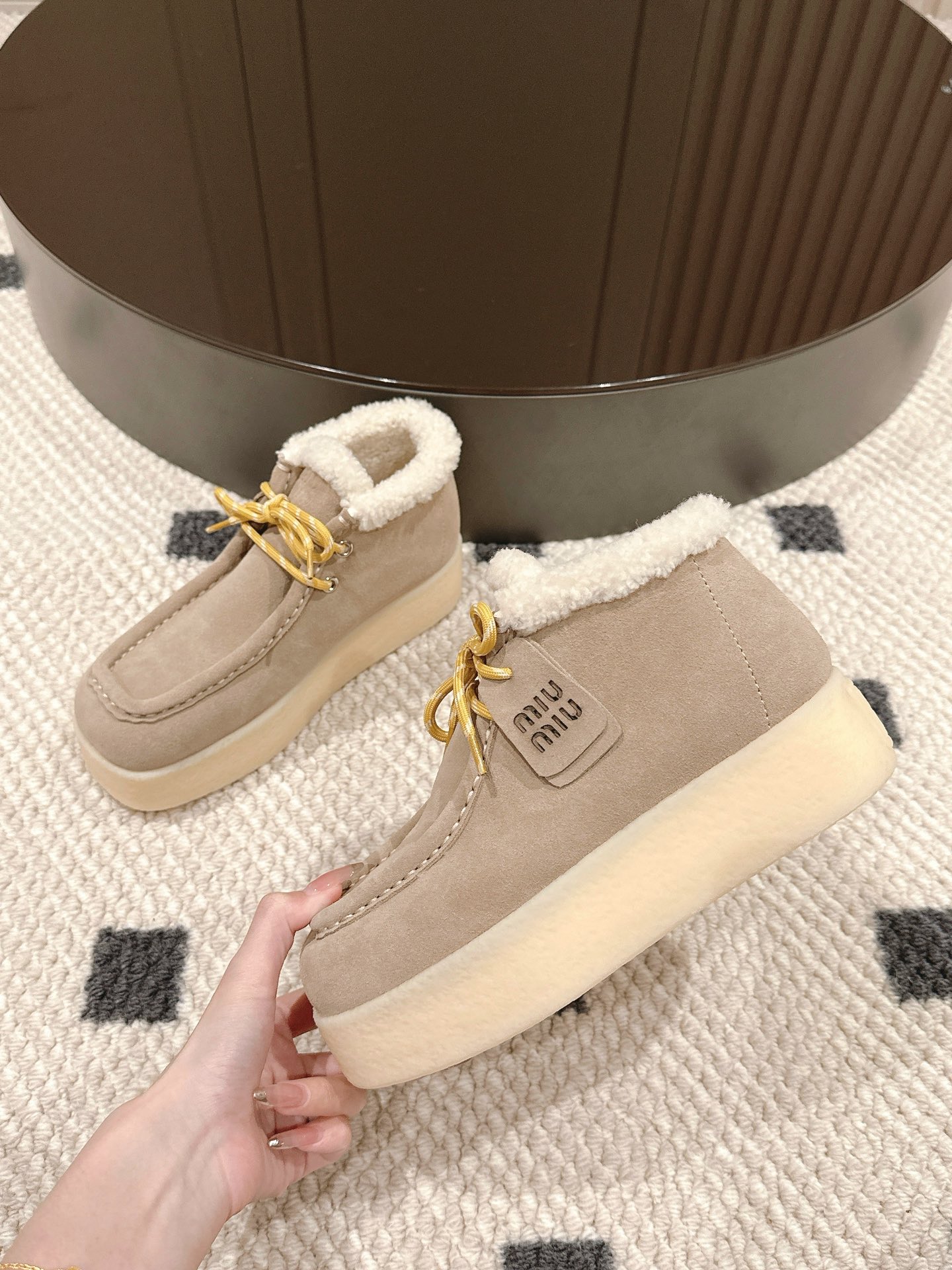 Miu Miu Basic Shoes M-l