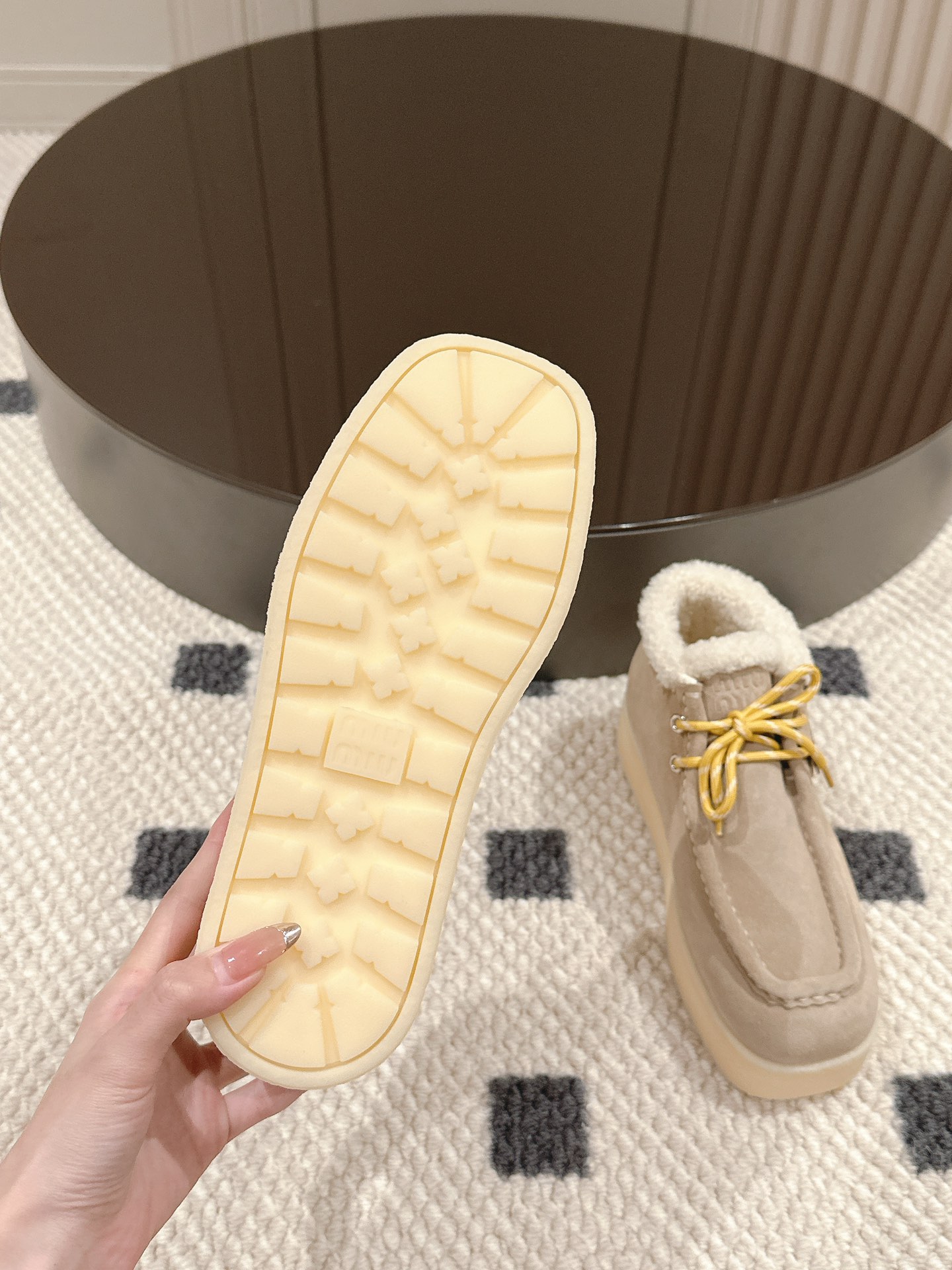 Miu Miu Basic Shoes M-l
