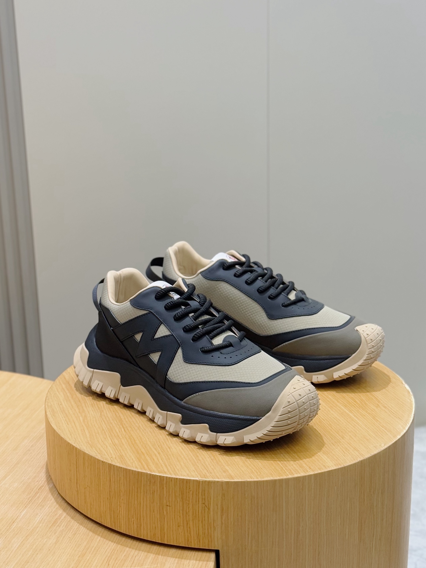 Moncler Male Sneakers S