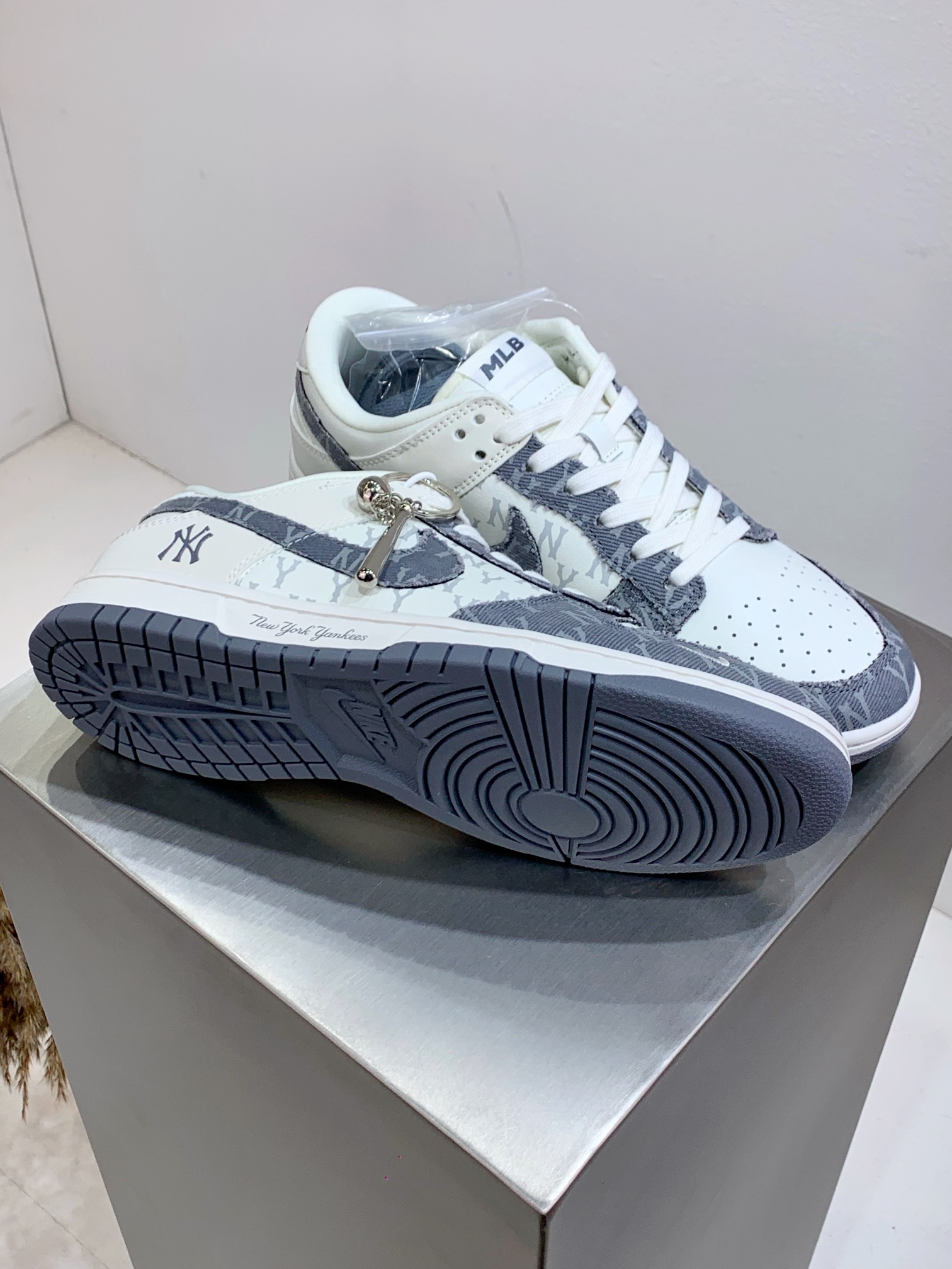 Nike Male Board Shoes L-s