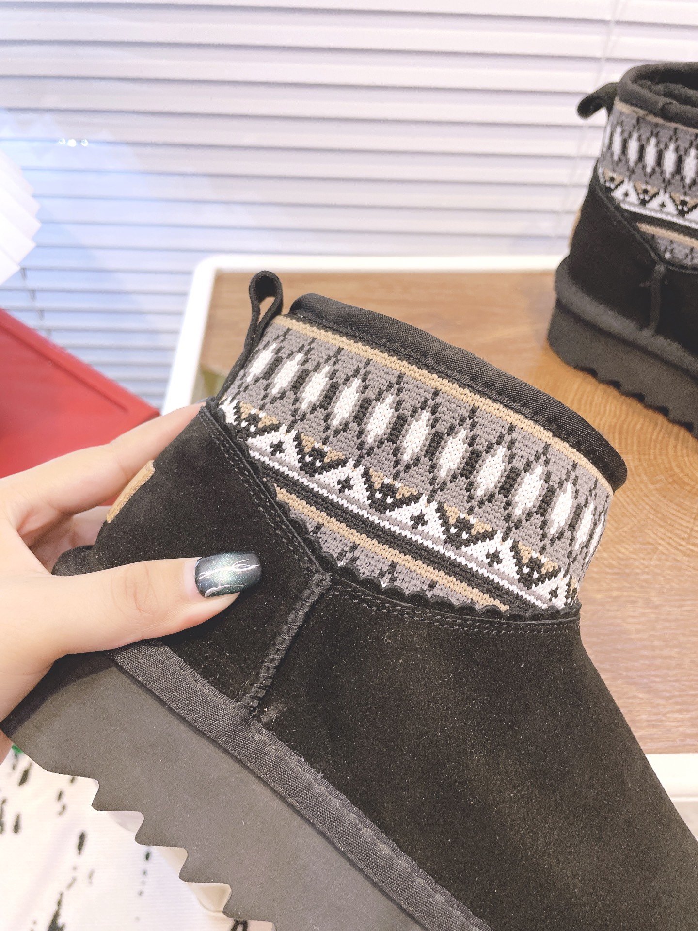 Boots Black