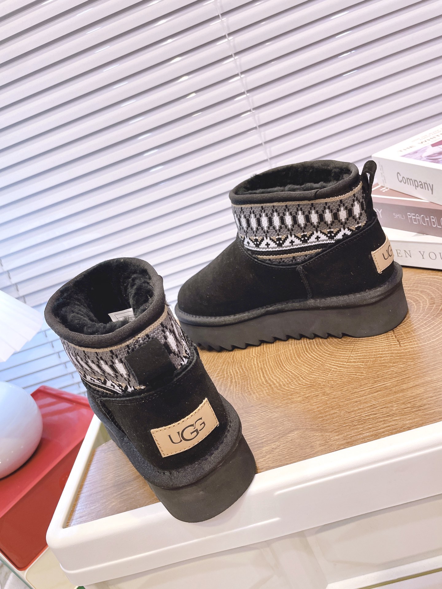 Boots Black