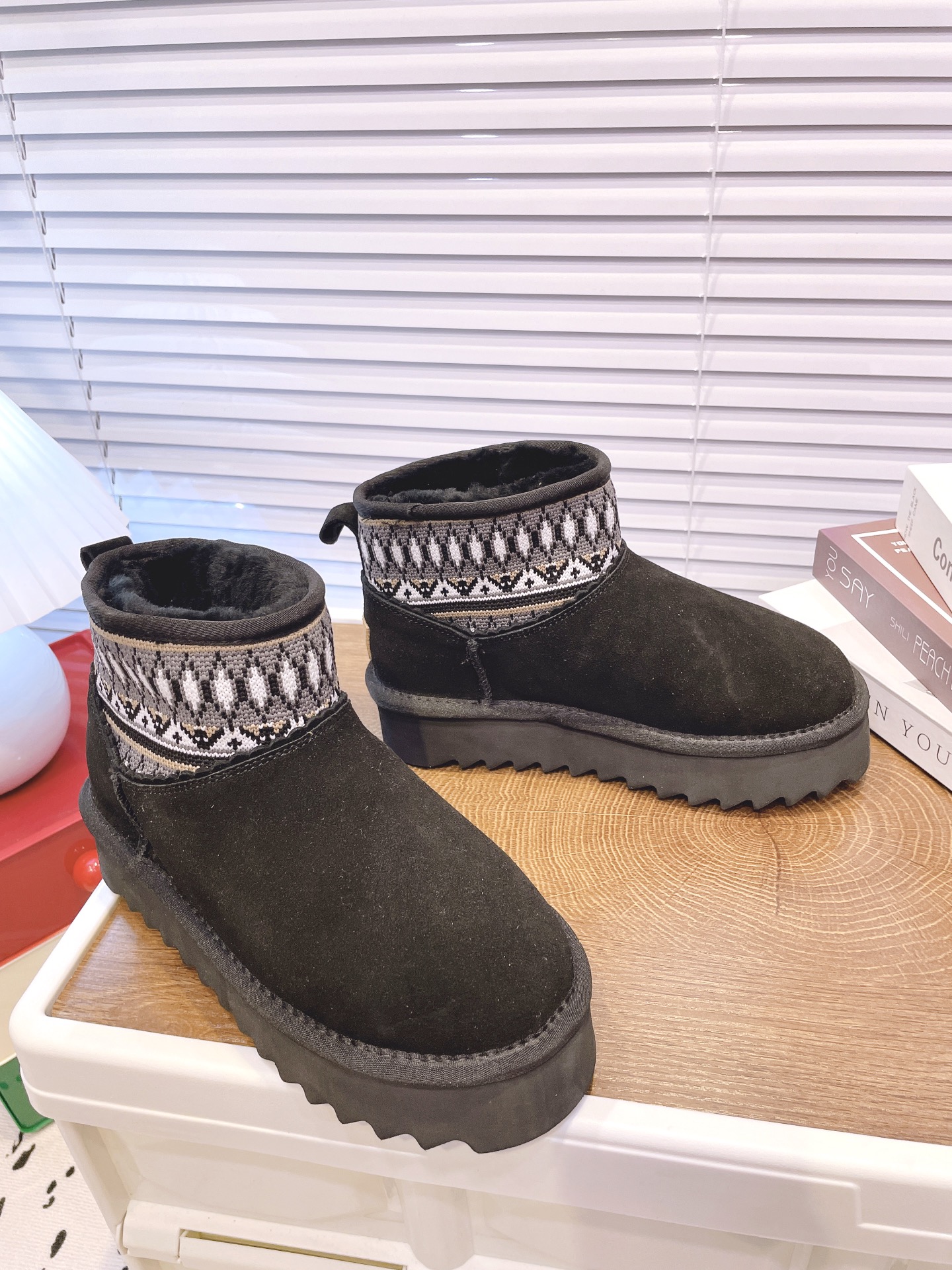 Boots Black