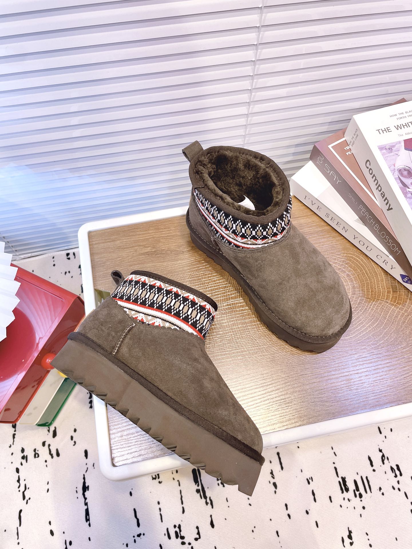 Boots Brown