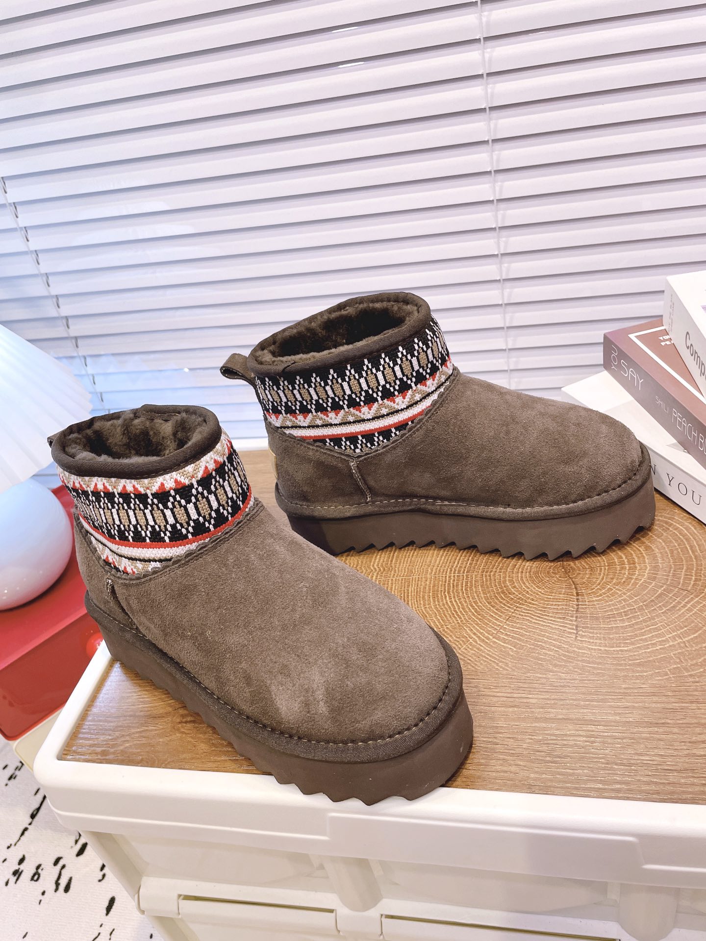 Boots Brown