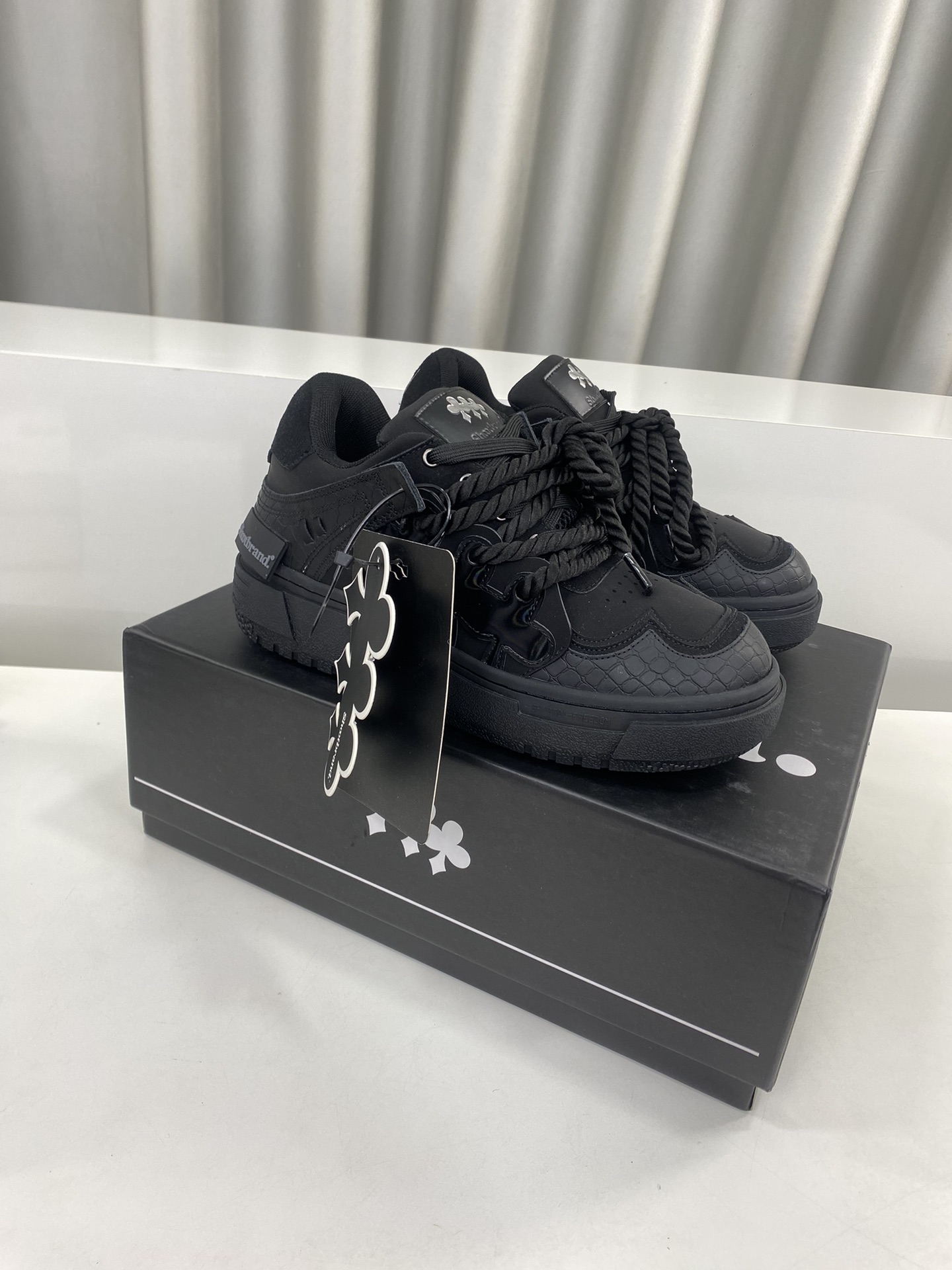 Male Basic Shoes S