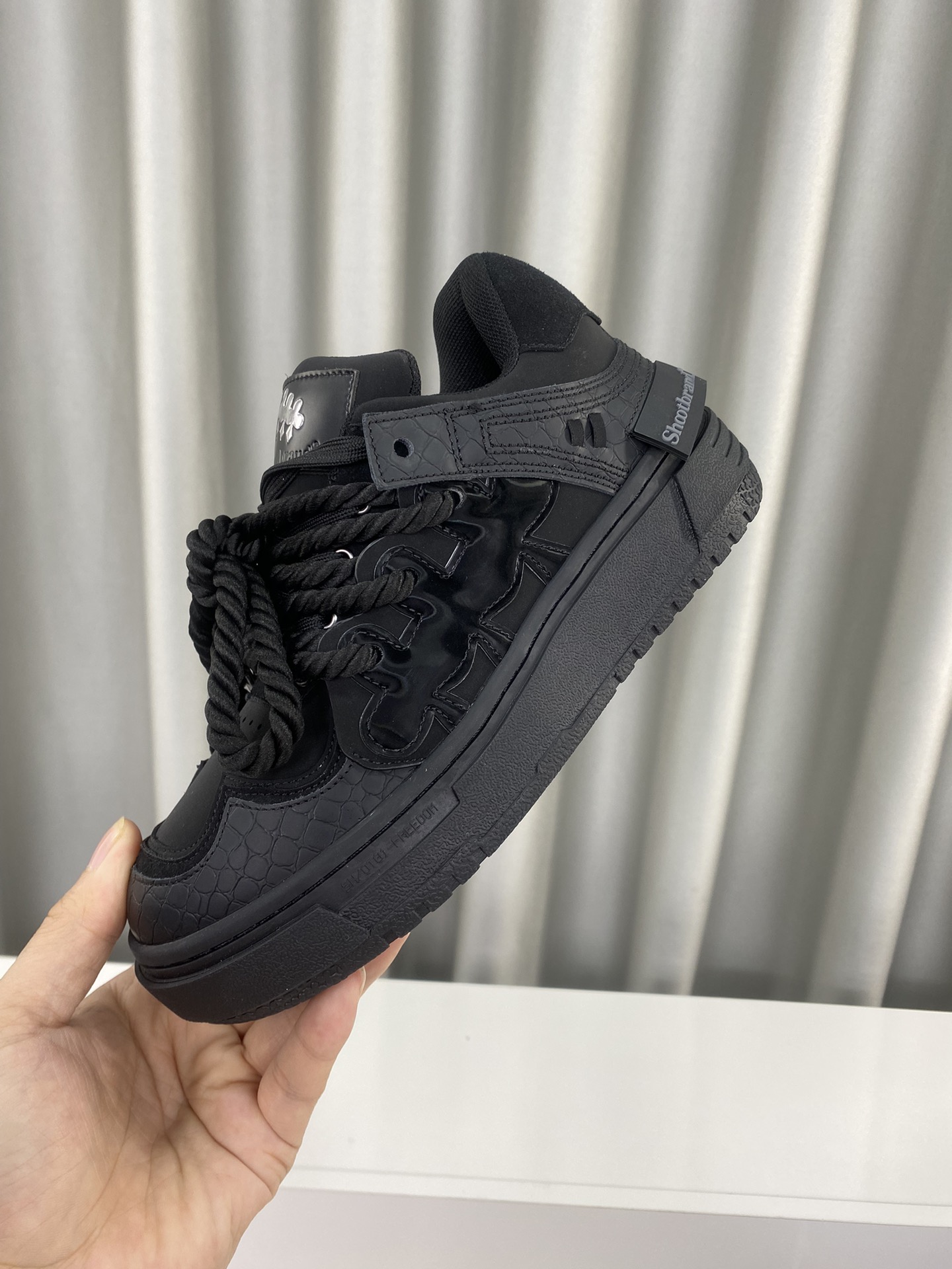 Male Basic Shoes S