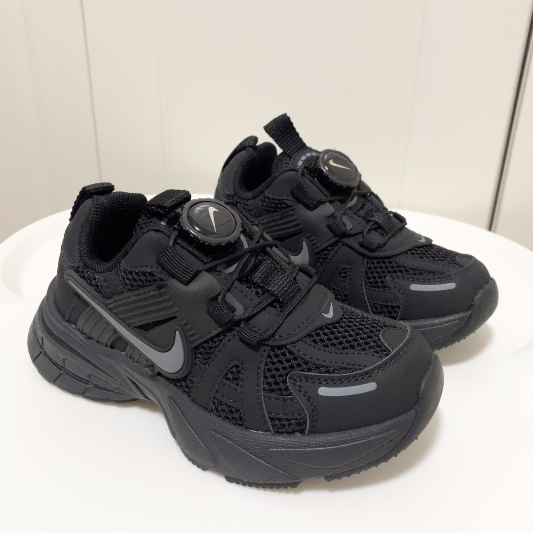 Nike Basic Shoes Black Breathable 37
