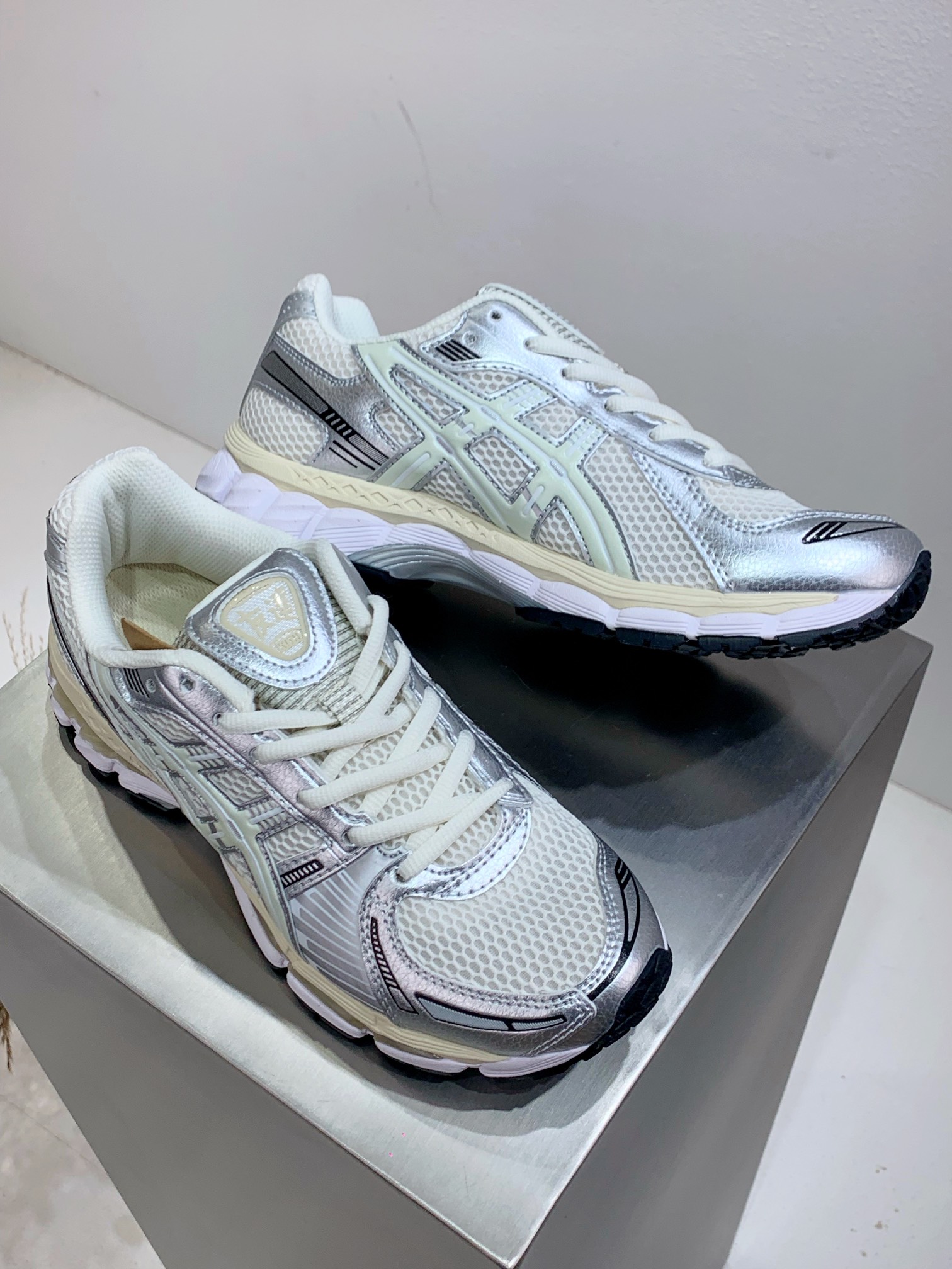 Asics Male Running Shoes Breathable M-l-s