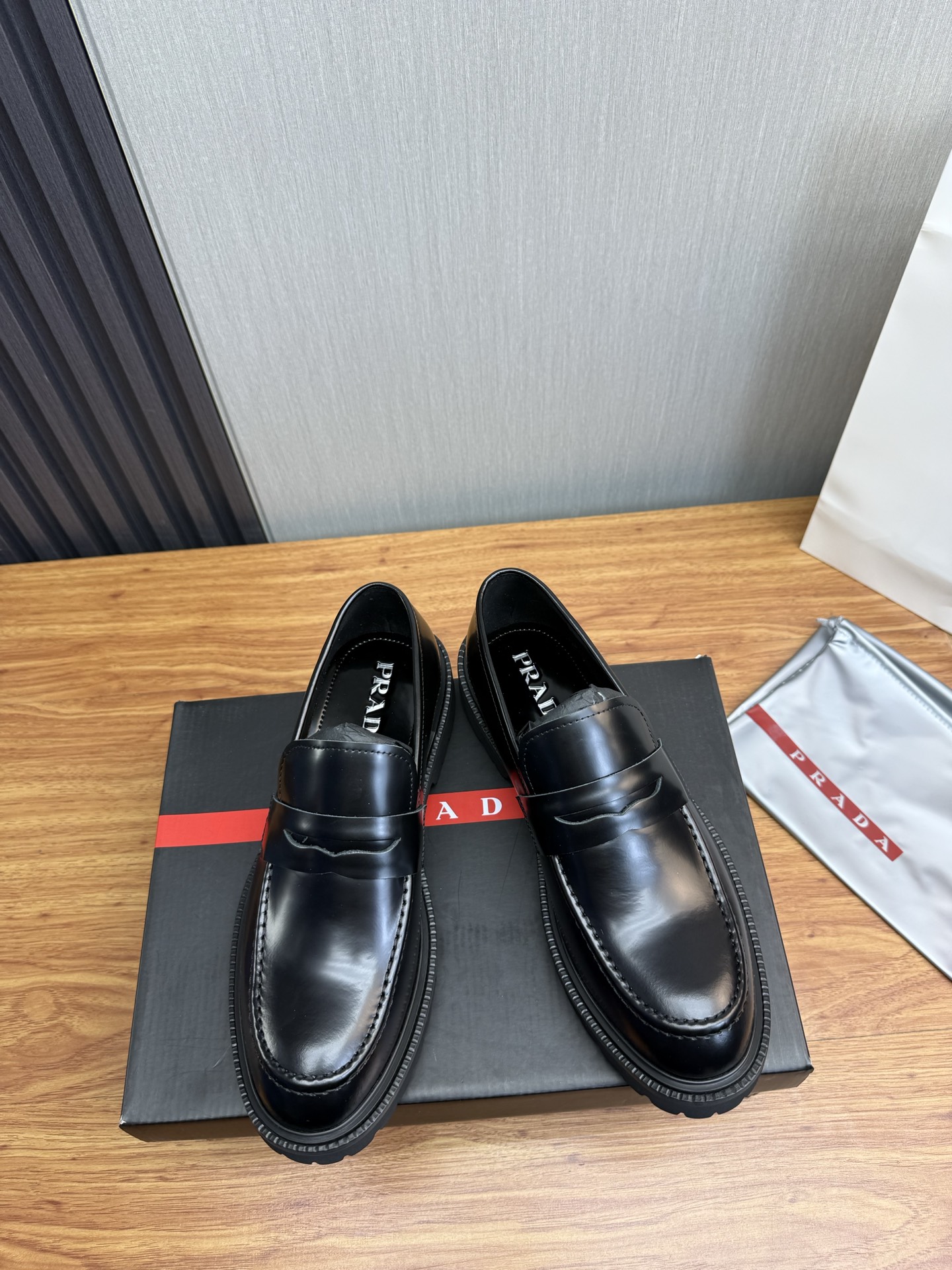 Male Leather Shoes Cow Leather Lightweight