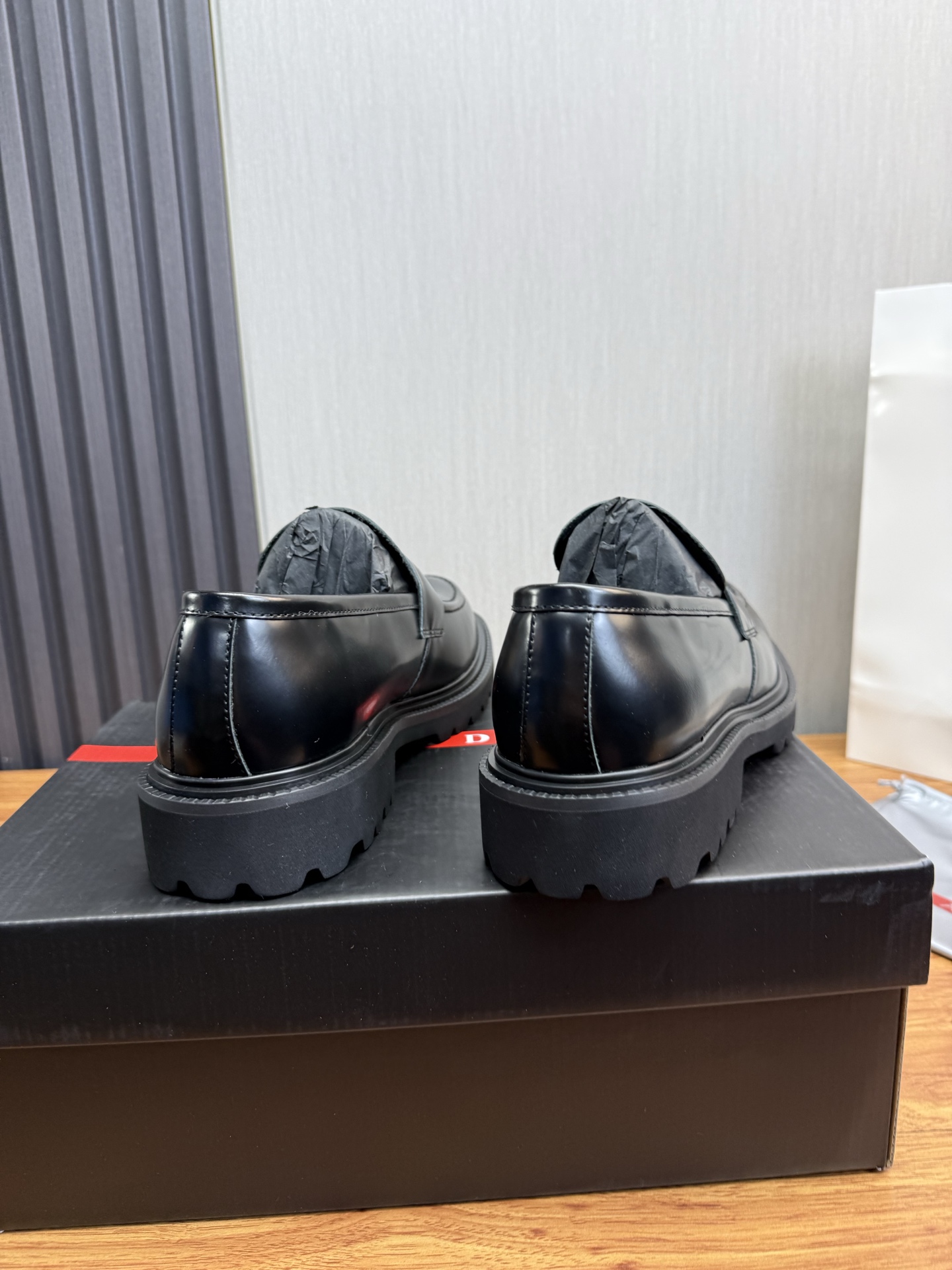Male Leather Shoes Cow Leather Lightweight