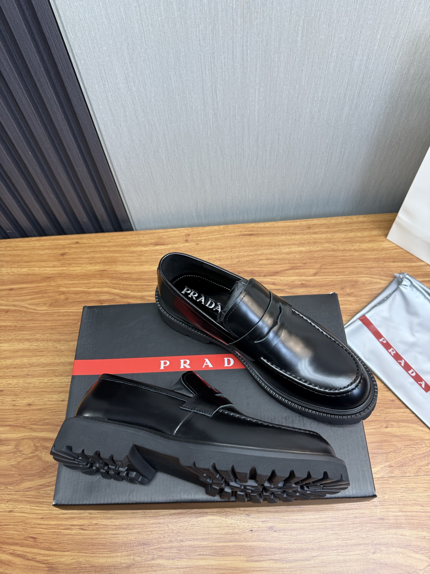 Male Leather Shoes Cow Leather Lightweight