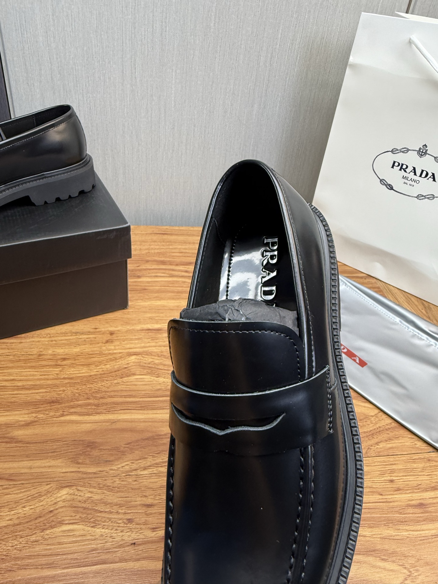Male Leather Shoes Cow Leather Lightweight