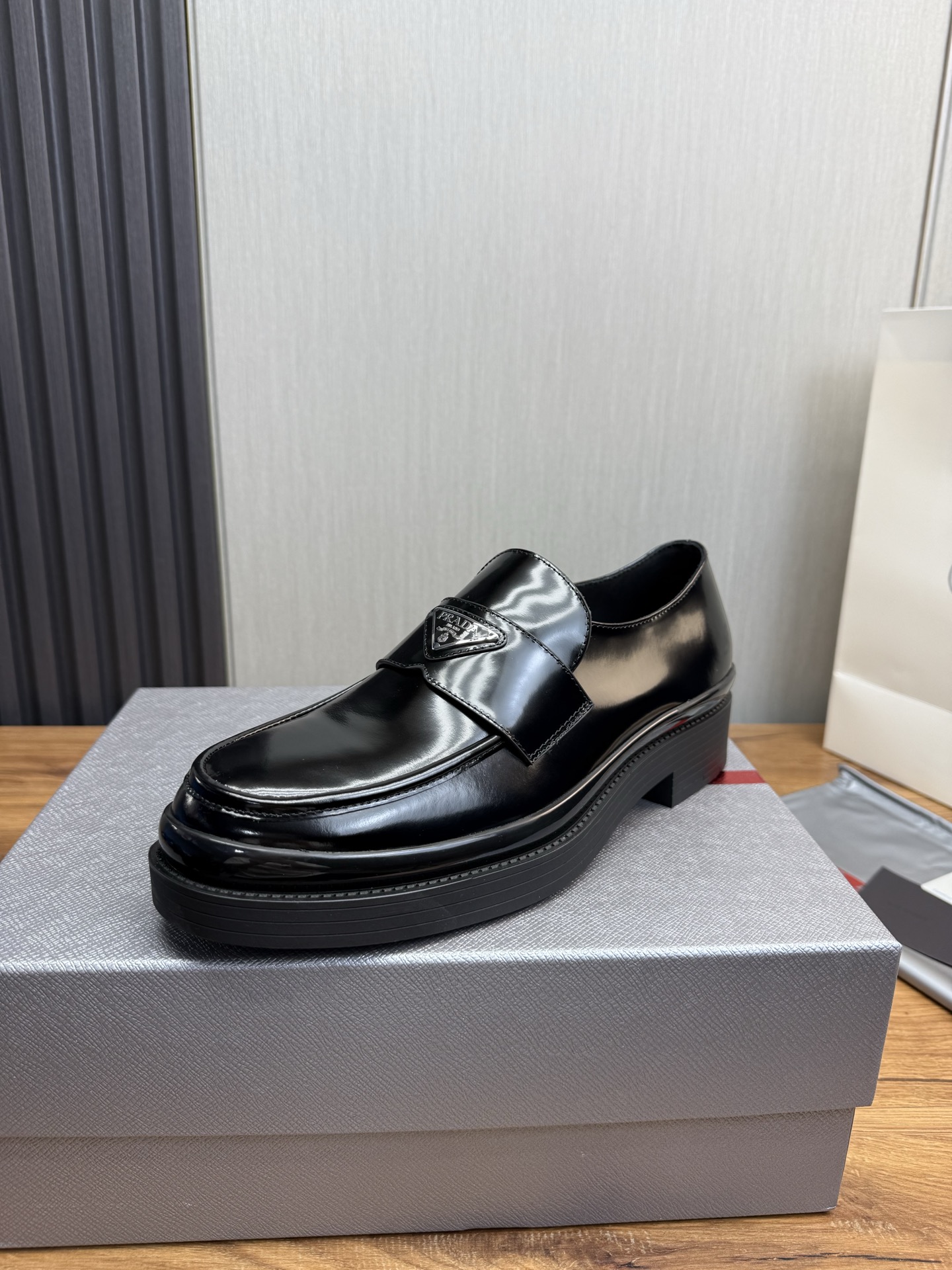 Male Leather Shoes Cow Leather Lightweight
