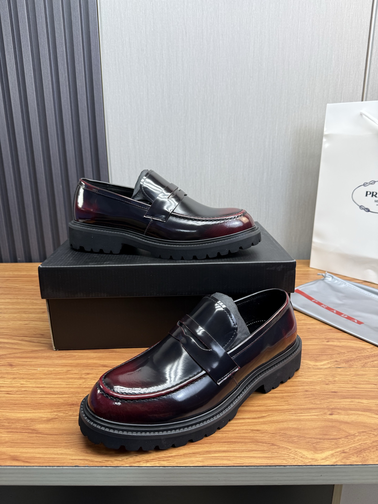 Male Leather Shoes Cow Leather Lightweight