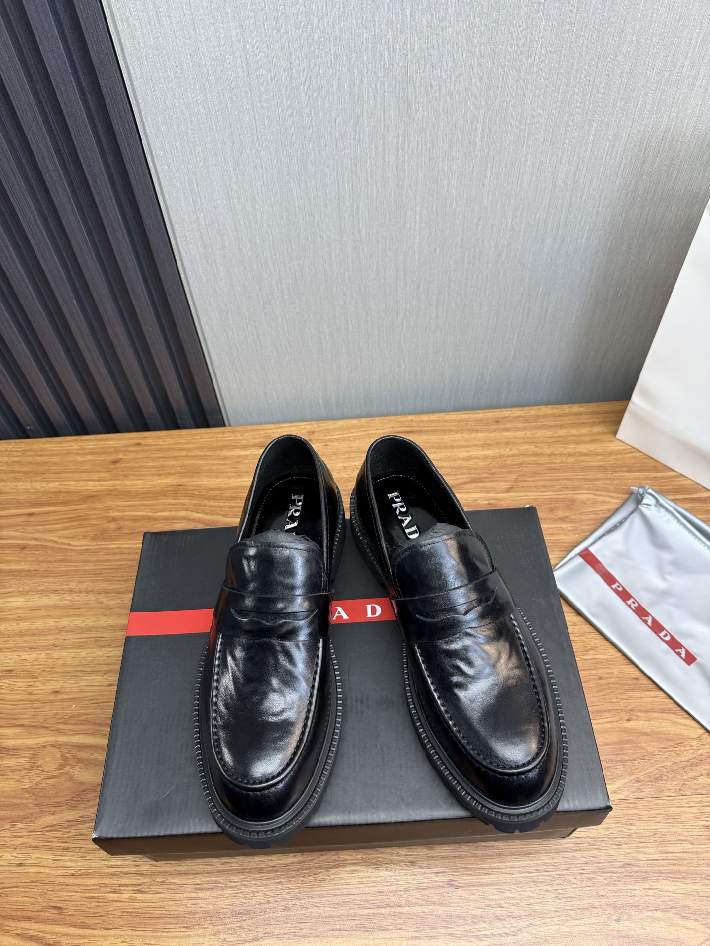 Male Leather Shoes Cow Leather Lightweight
