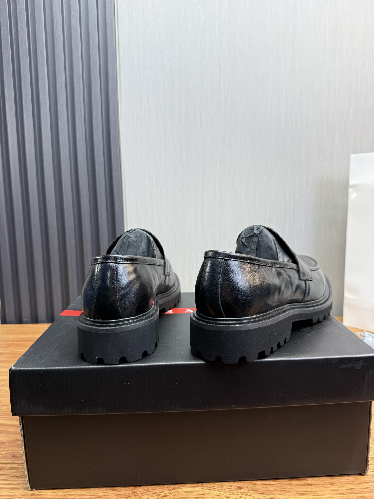 Male Leather Shoes Cow Leather Lightweight
