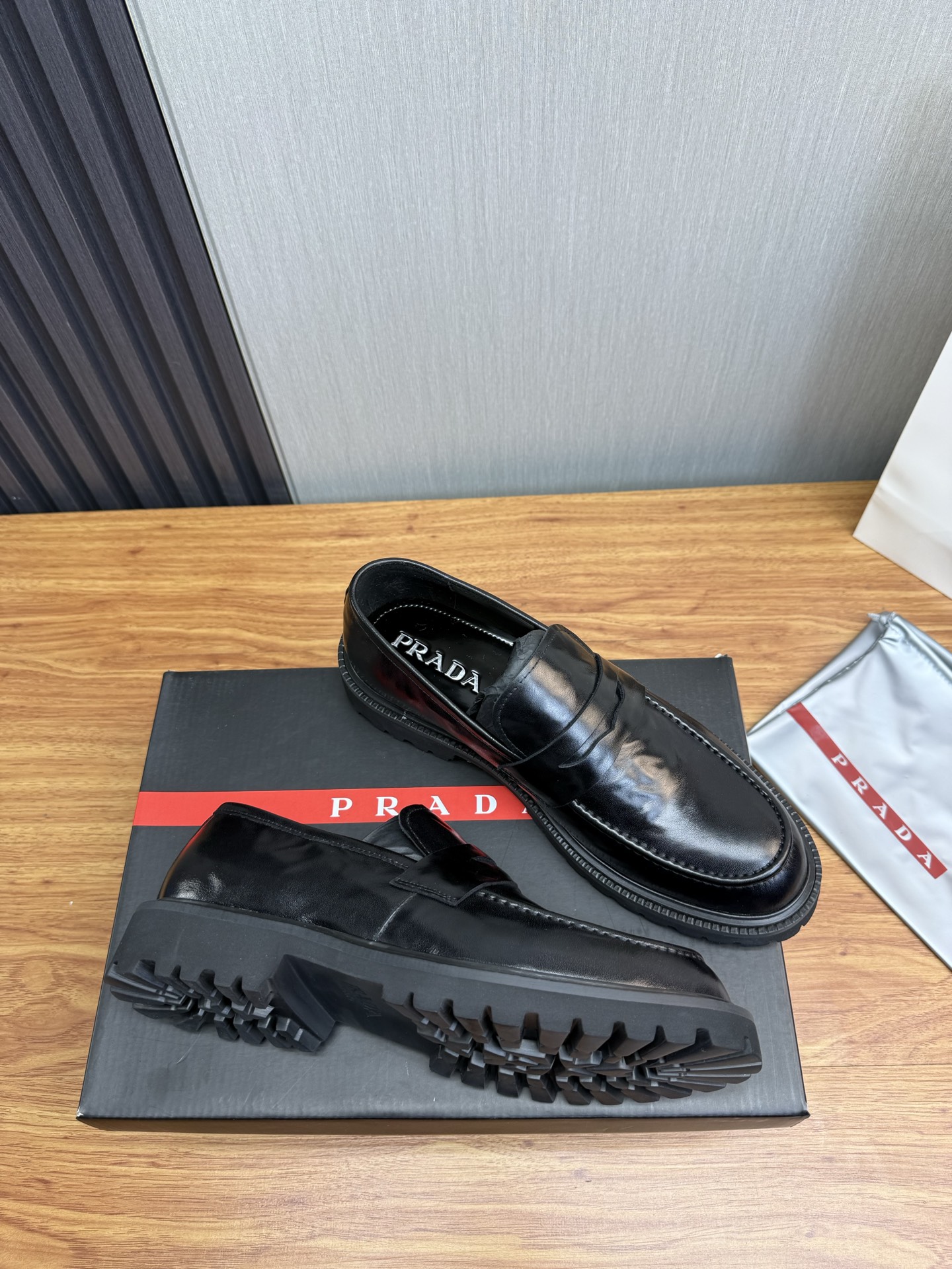 Male Leather Shoes Cow Leather Lightweight