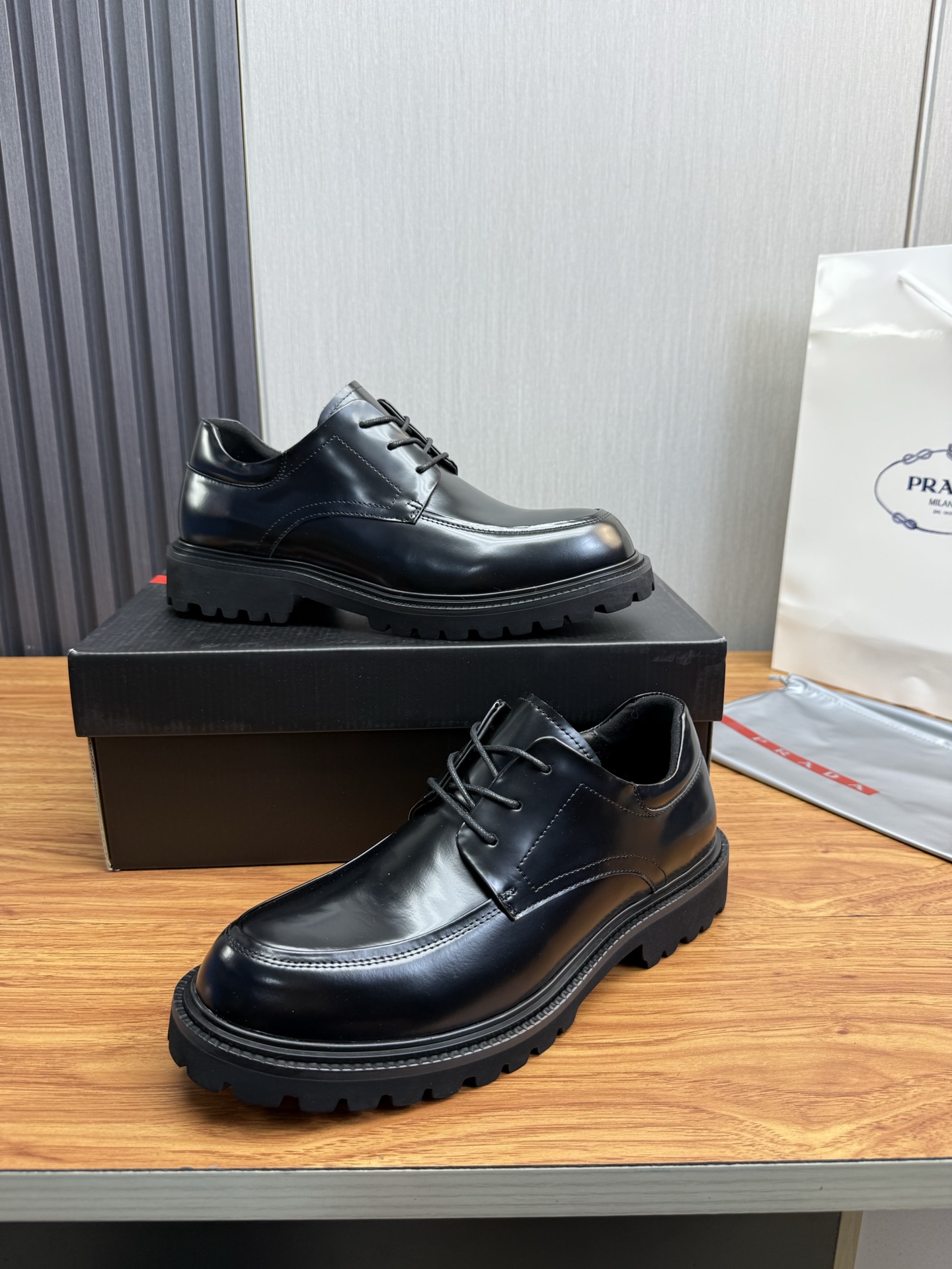 Male Leather Shoes Cow Leather Lightweight