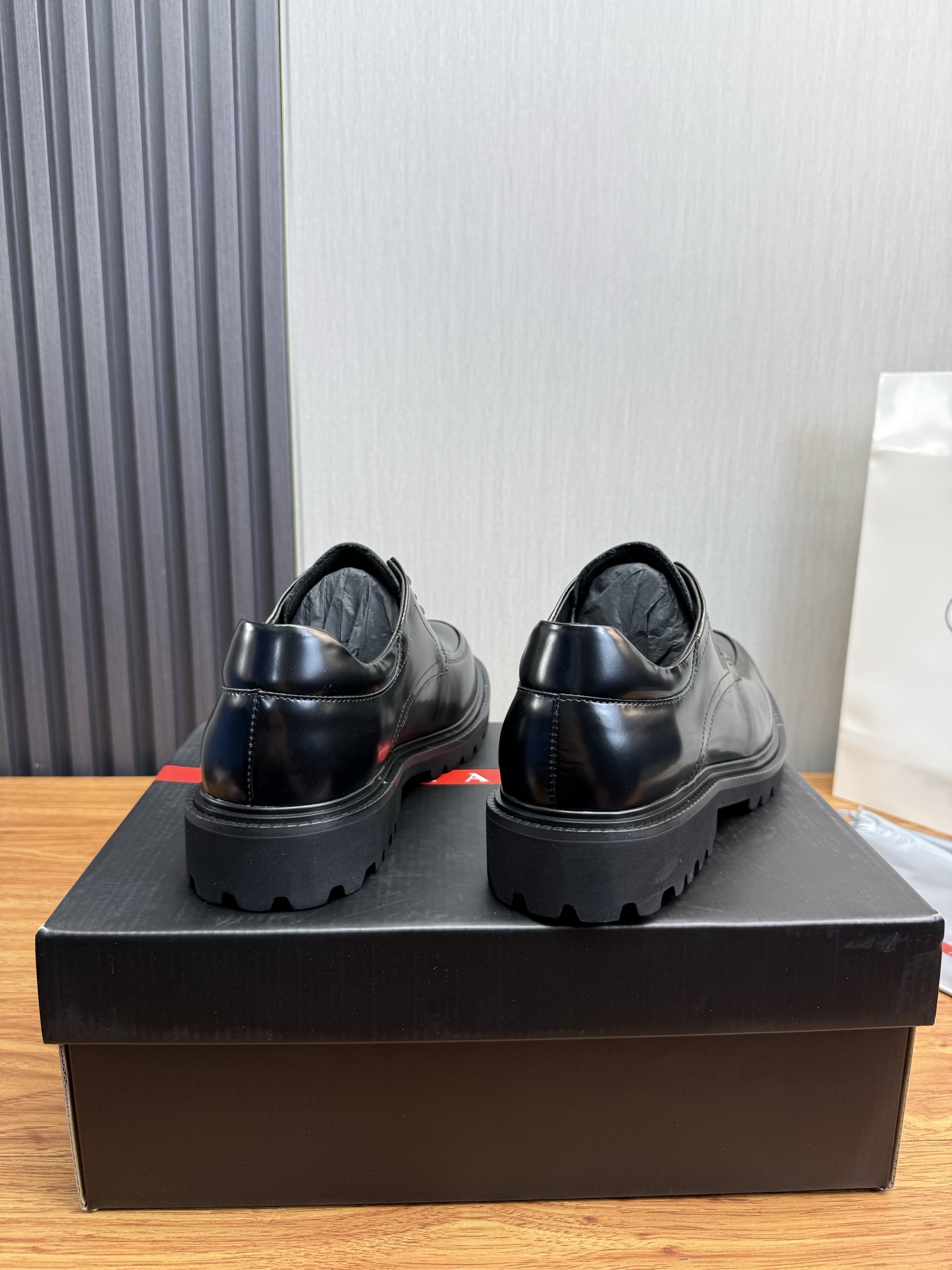 Male Leather Shoes Cow Leather Lightweight