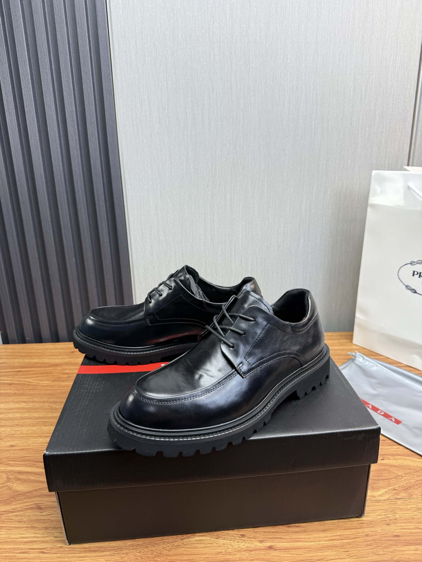 Male Leather Shoes Cow Leather Lightweight