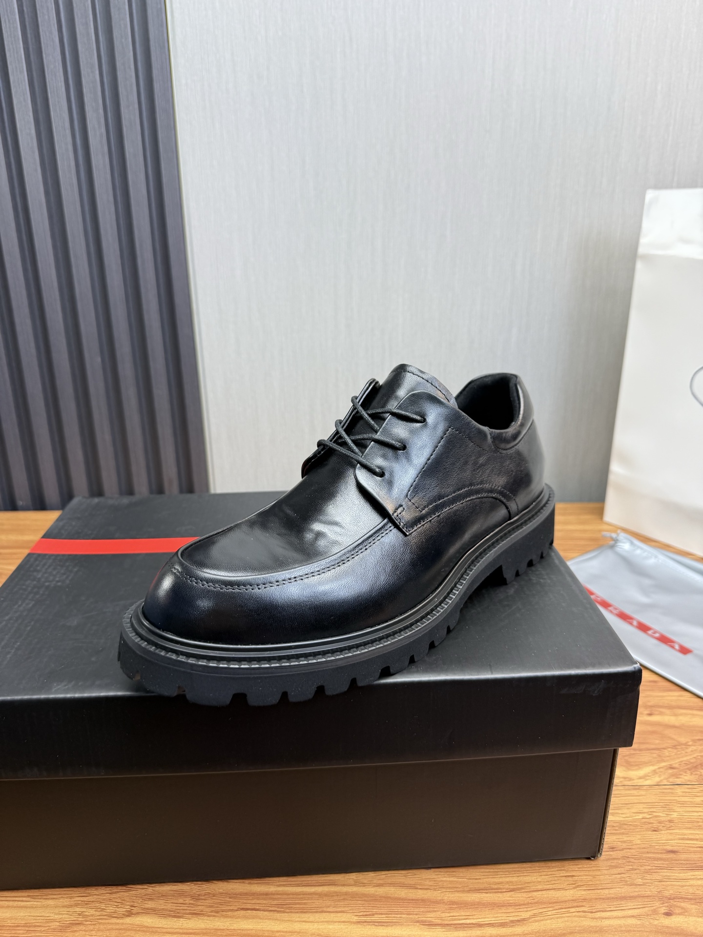 Male Leather Shoes Cow Leather Lightweight