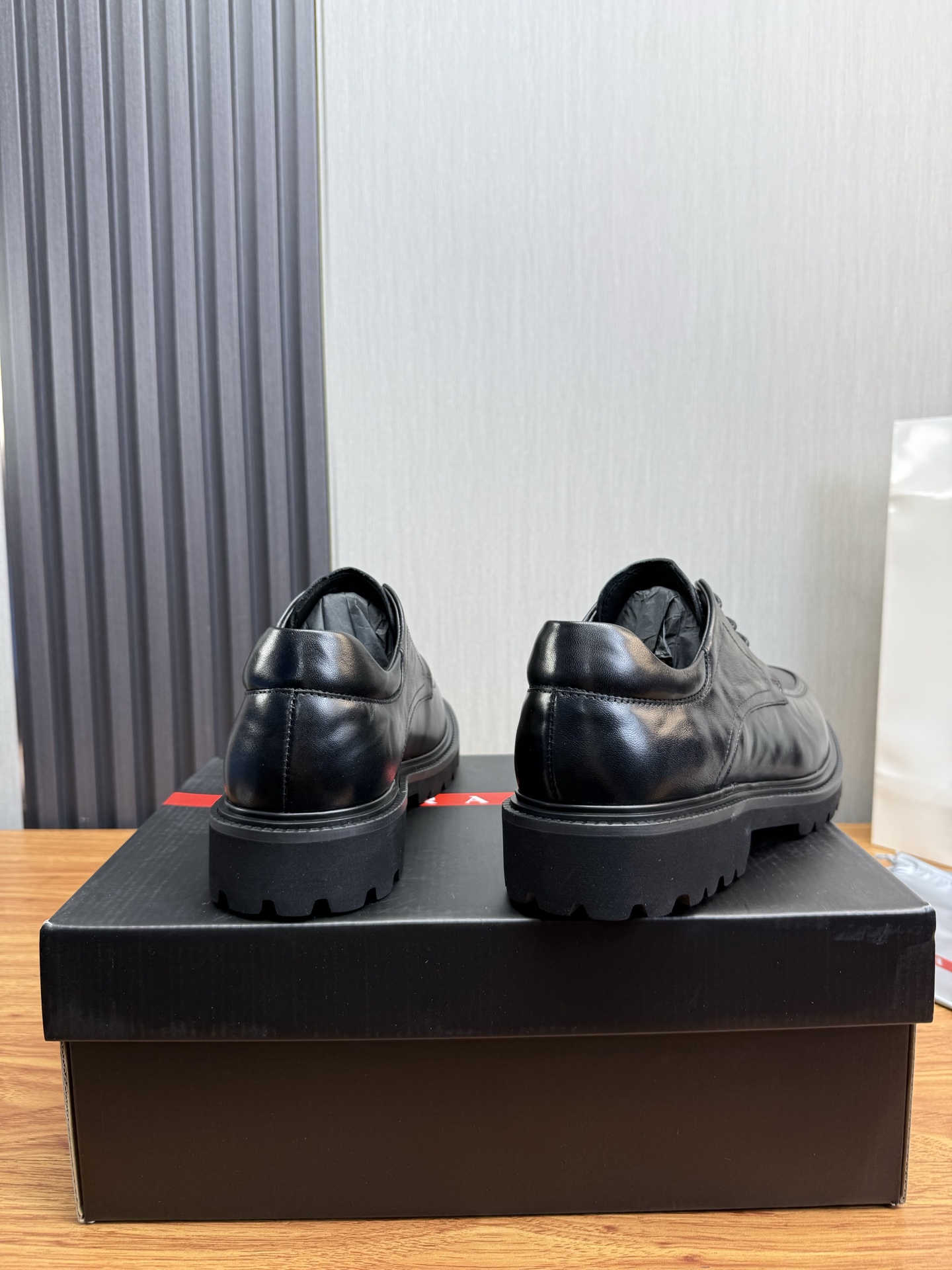 Male Leather Shoes Cow Leather Lightweight