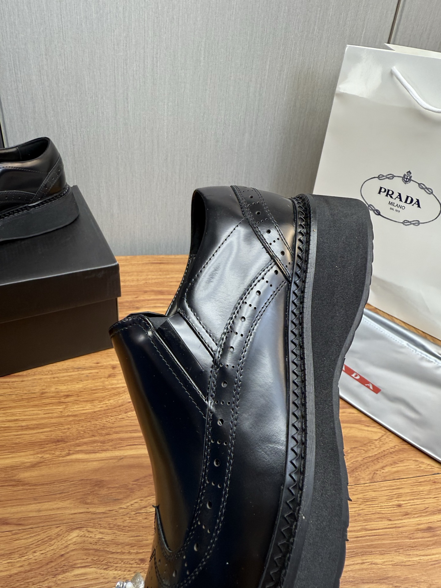 Male Leather Shoes Cow Leather Lightweight