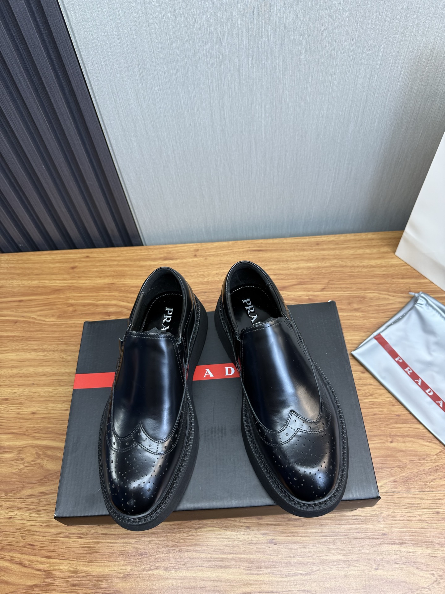 Male Leather Shoes Cow Leather Lightweight